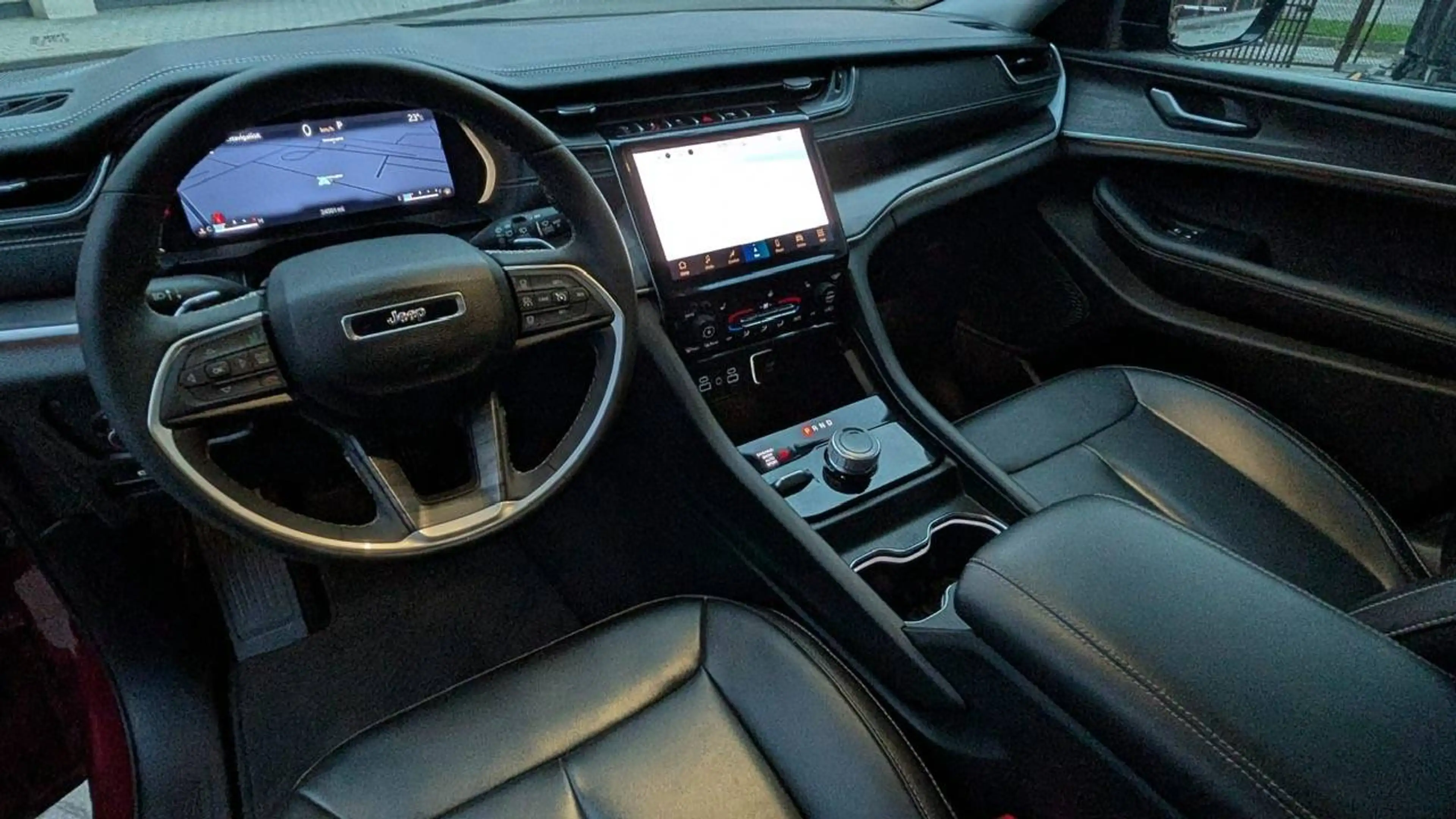Jeep Grand Cherokee Grand Cherokee L Limited Vollausstattung — photo 5
