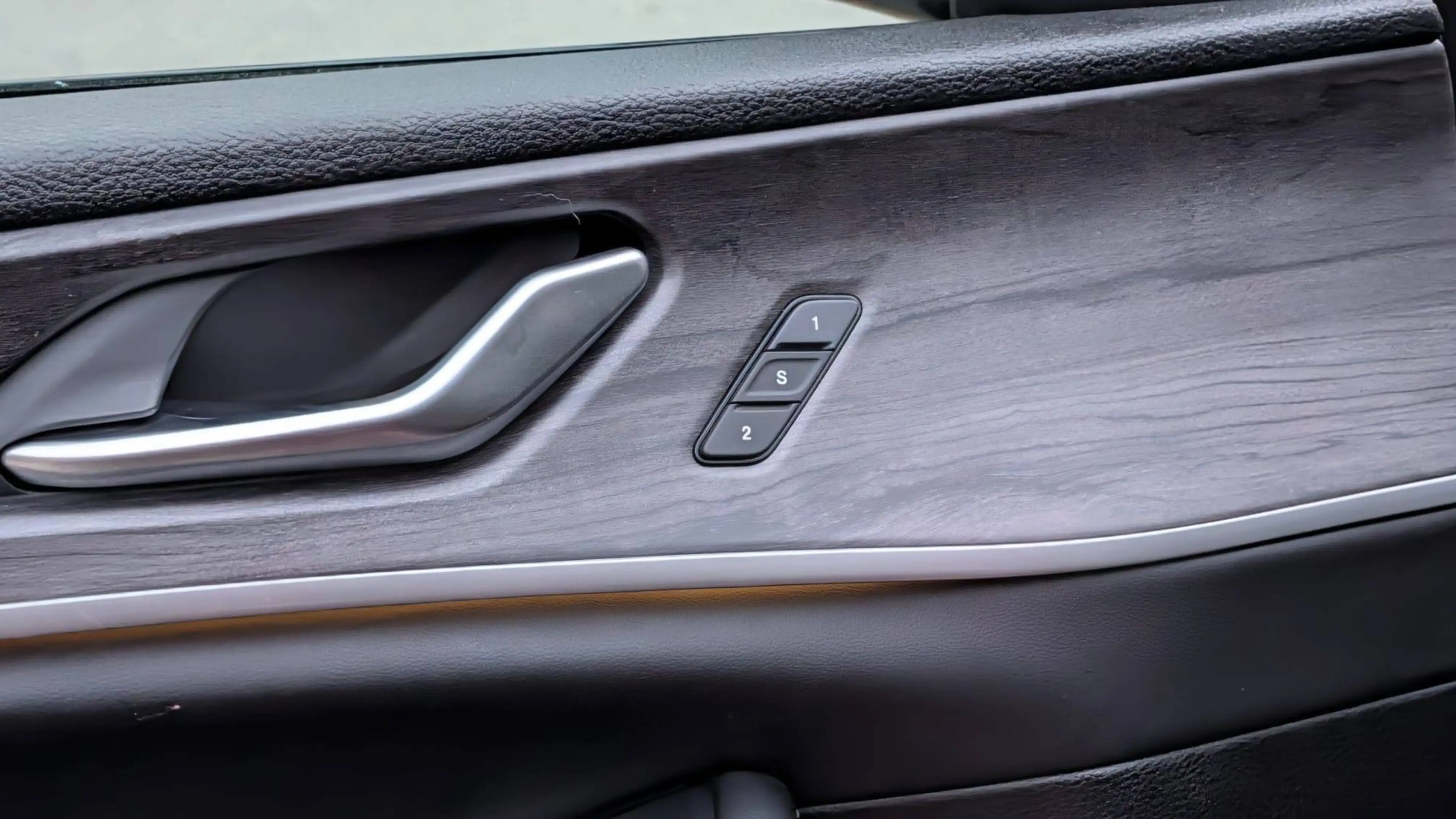 Jeep Grand Cherokee Grand Cherokee L Limited Vollausstattung — photo 10