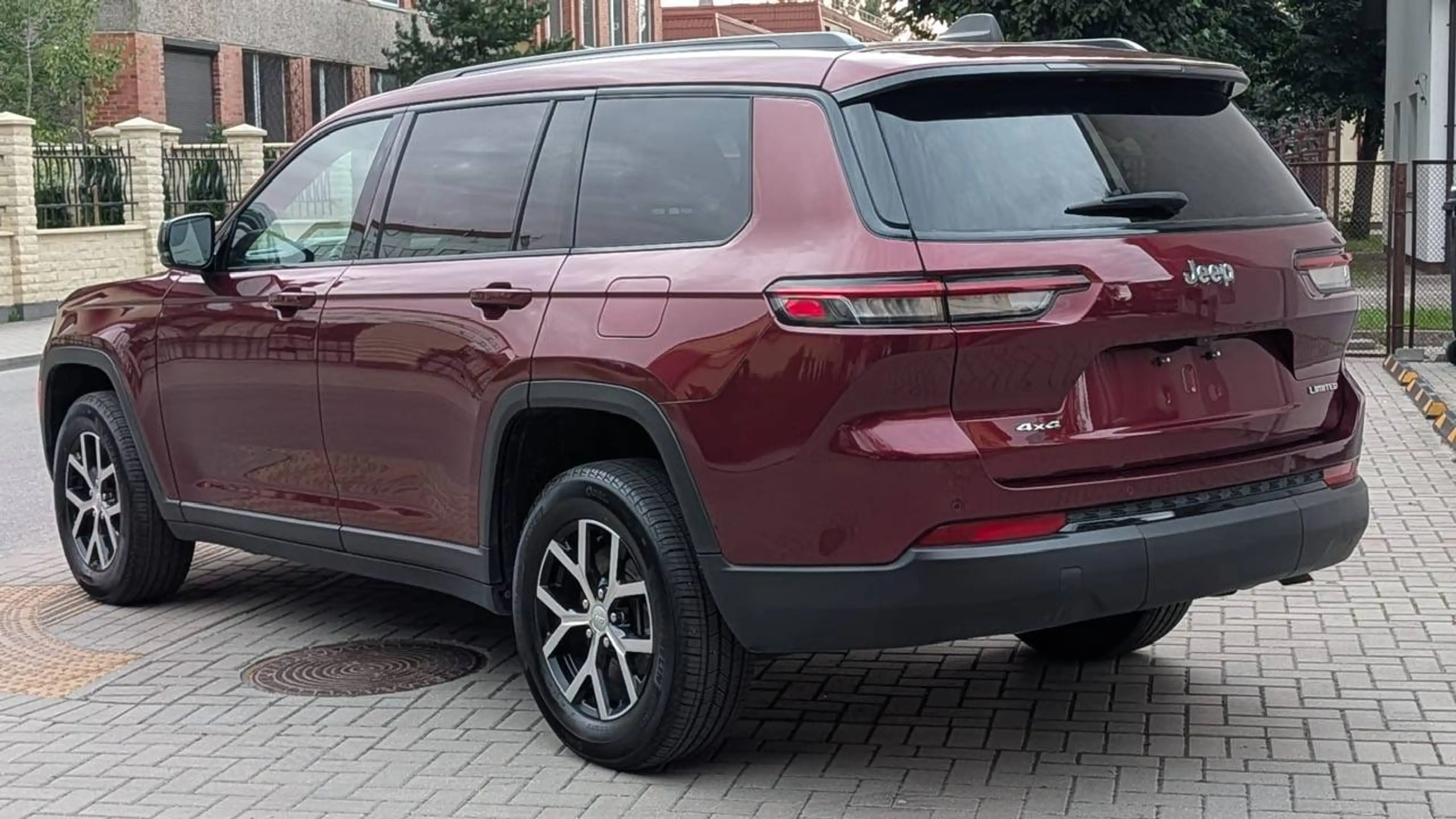 Jeep Grand Cherokee Grand Cherokee L Limited Vollausstattung — photo 3