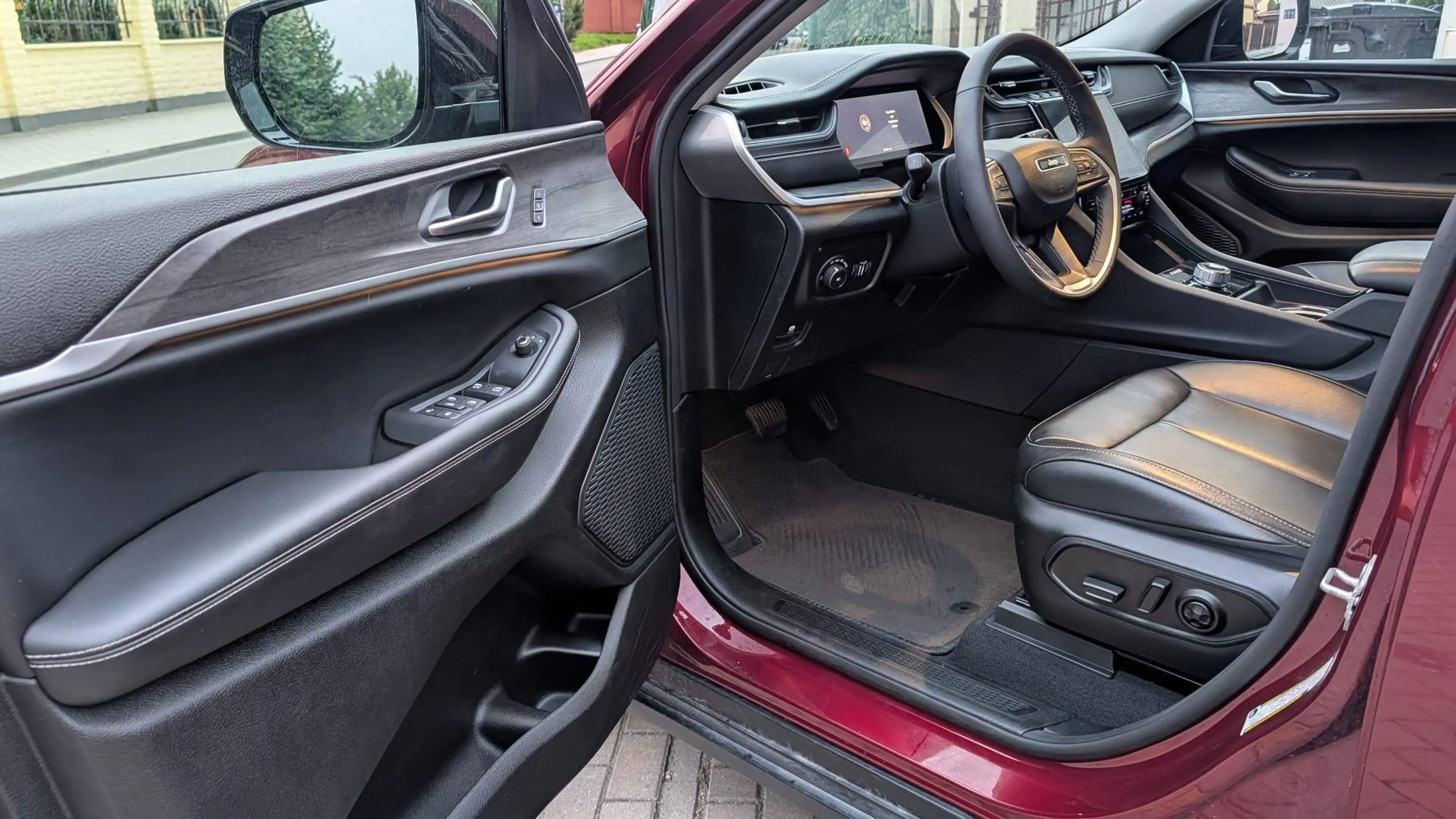 Jeep Grand Cherokee Grand Cherokee L Limited Vollausstattung — photo 6