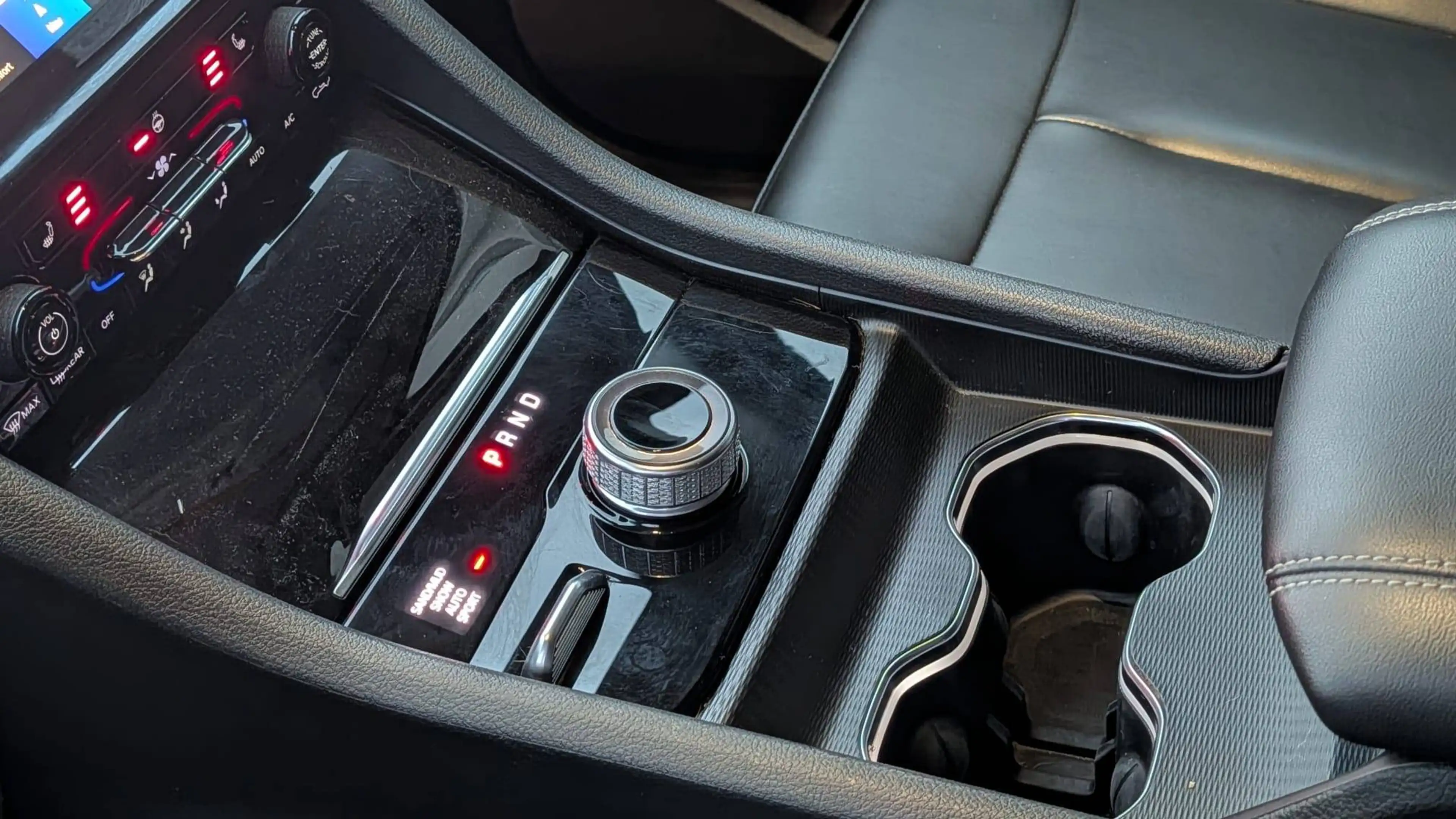 Jeep Grand Cherokee Grand Cherokee L Limited Vollausstattung — photo 9