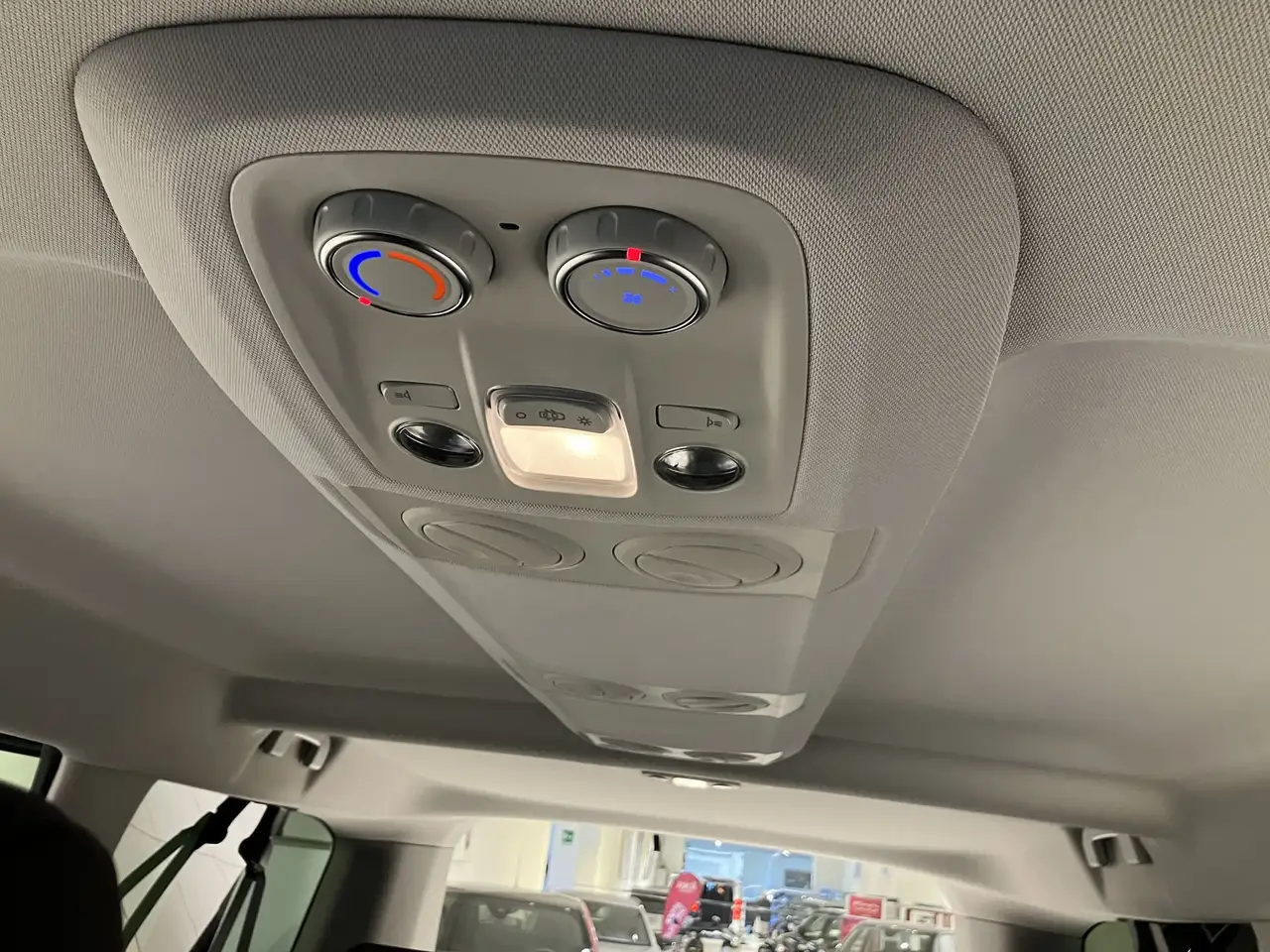 Citroen Spacetourer 2026 — фото 10