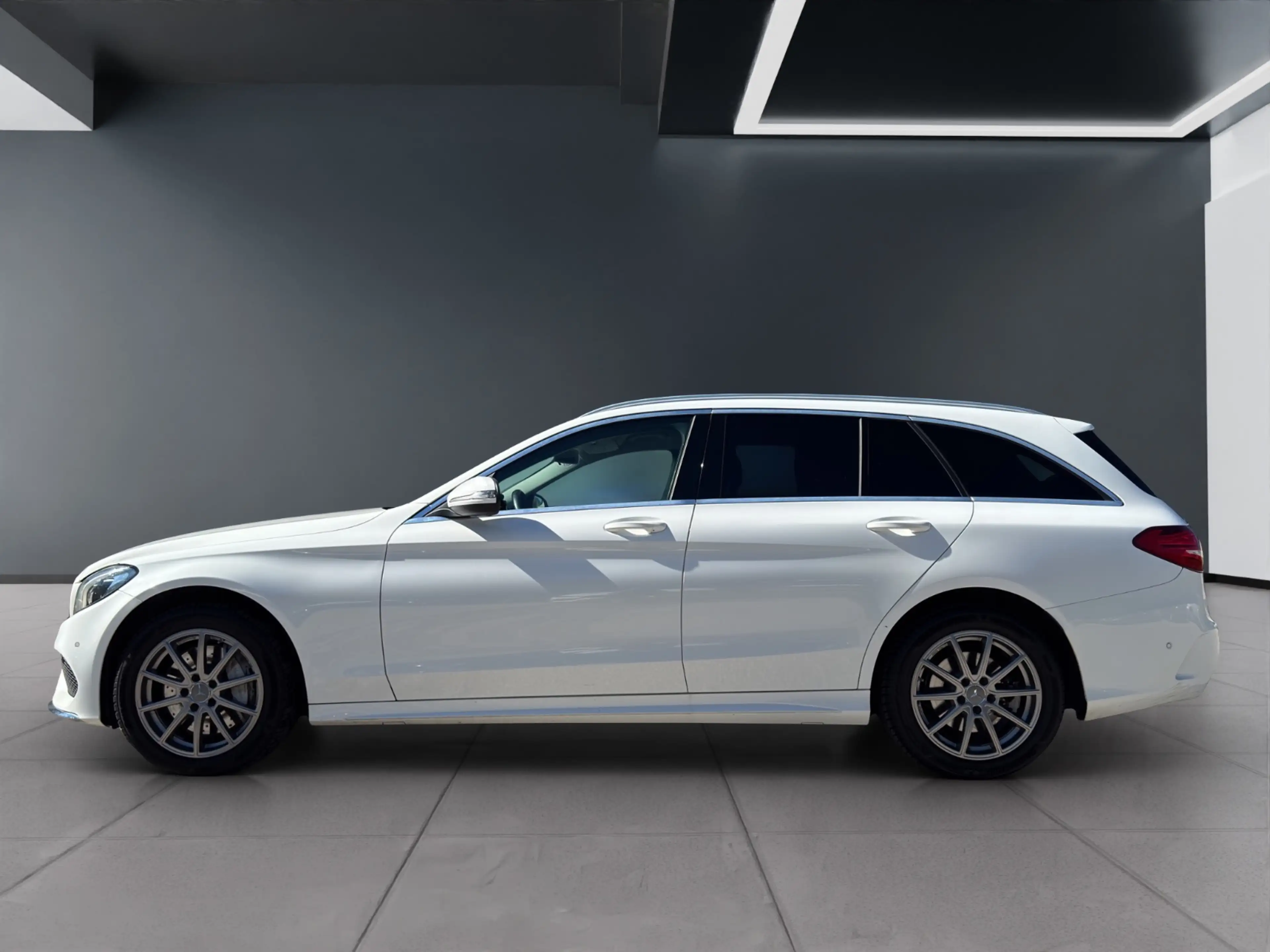 Mercedes-Benz C 250 d 4MATIC T-Modell Leder Klima Shz eHeck — photo 4