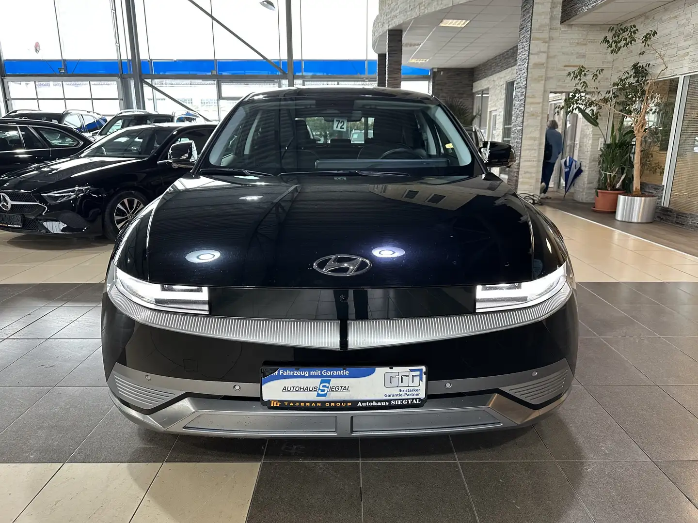 Hyundai IONIQ 5 Uniq*ACC*SHZ*HUD*LED*Navi*Leder*360Cam* - 2