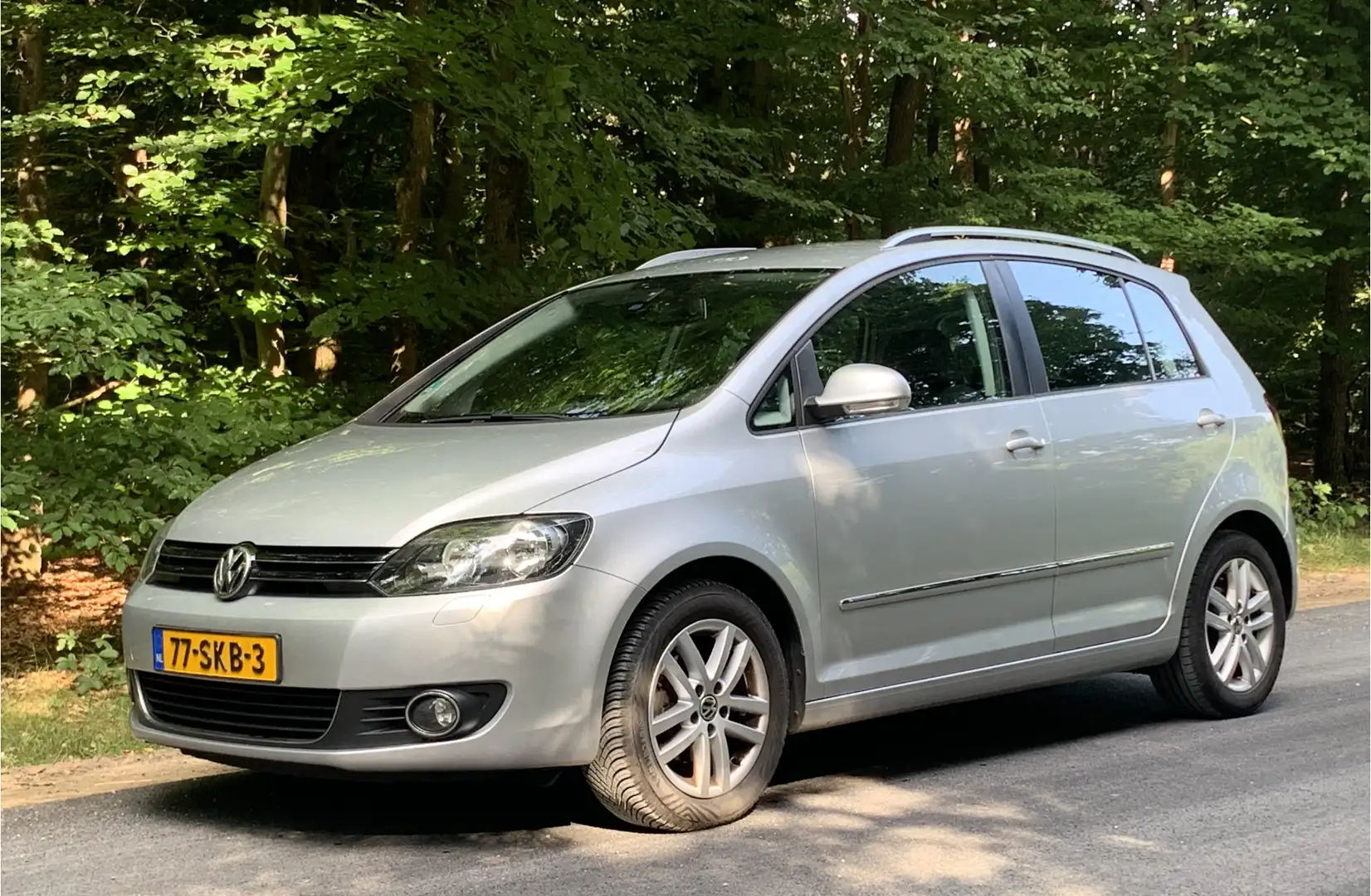Volkswagen Golf Plus 1.2 TSI Highline, Navigatie, PDC, Trekhaak, Alcant Grey - 1
