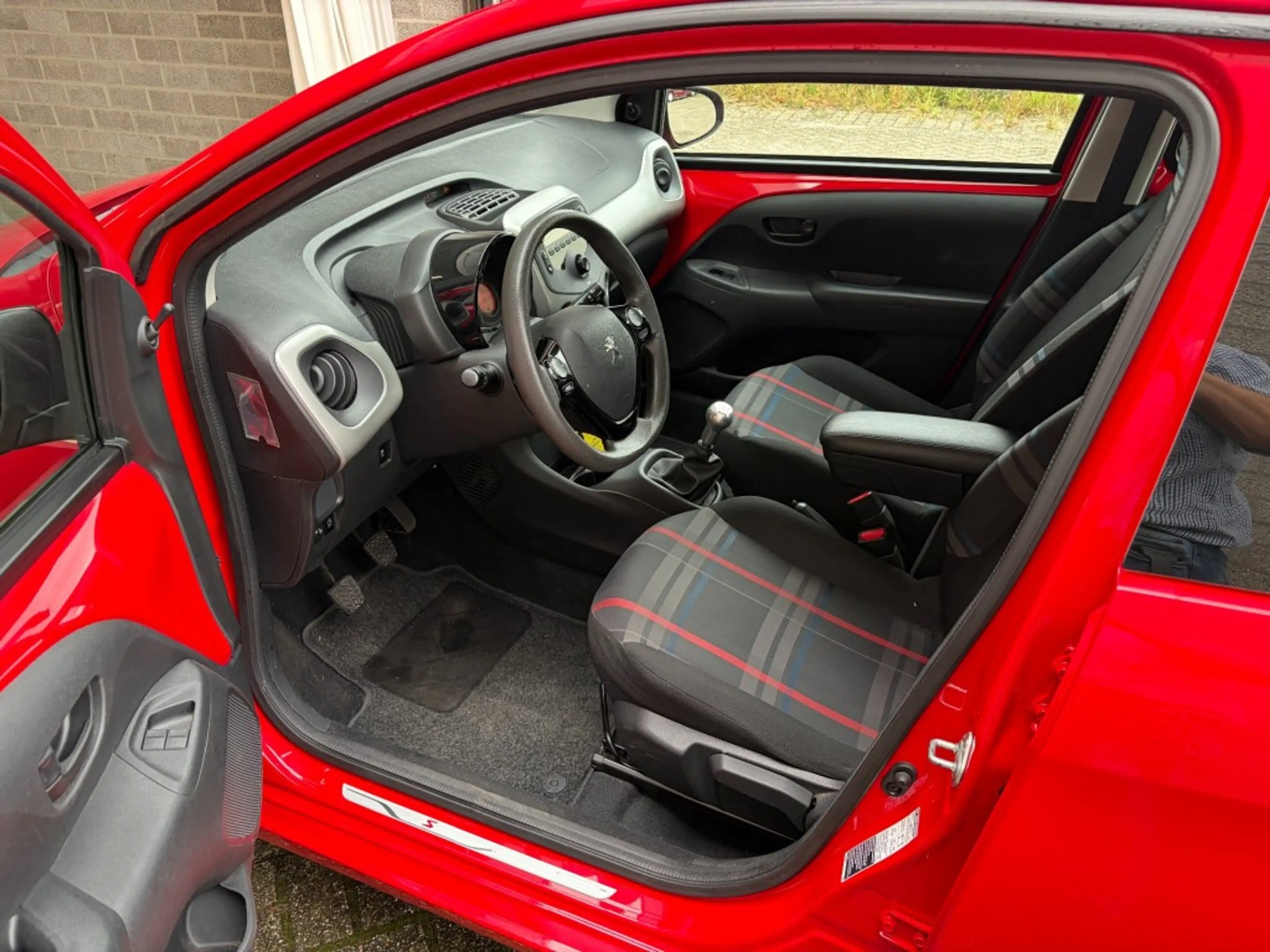 Peugeot 108 1.0 VTI Active Premium Airco/EL-Ramen/LM-Velgen — photo 10