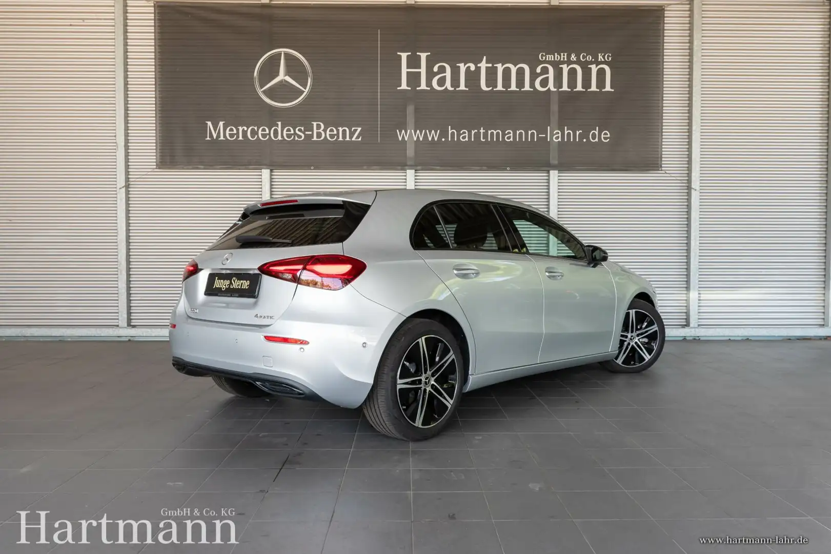 Mercedes-Benz A 220 A 220 4Matic Progressive Fahrassistenz Night AHK Plateado - 2