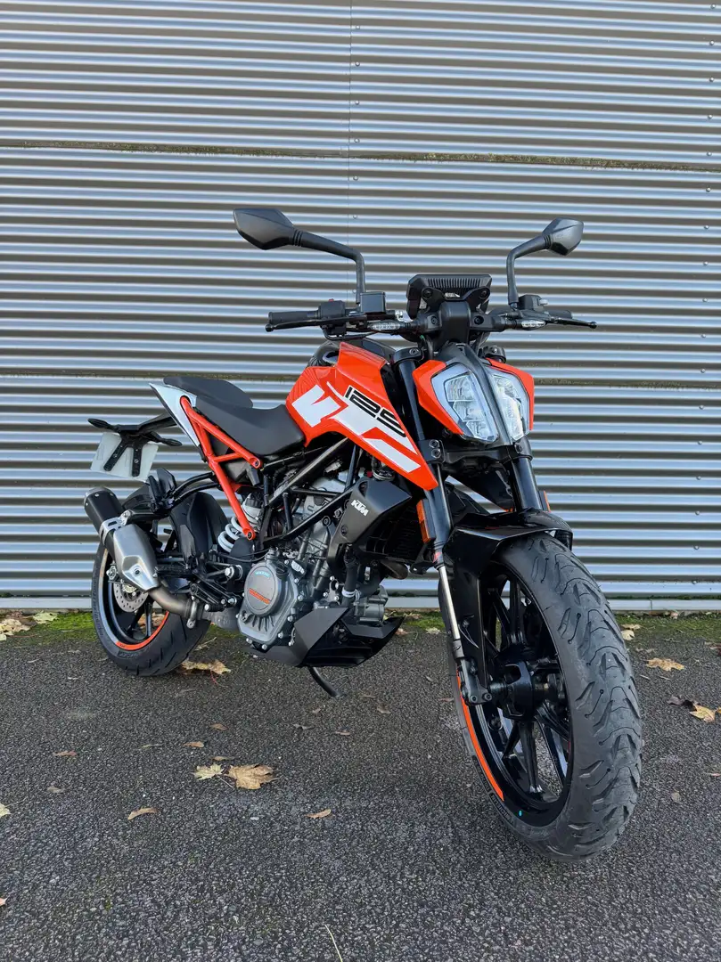 KTM 125 Duke - 1