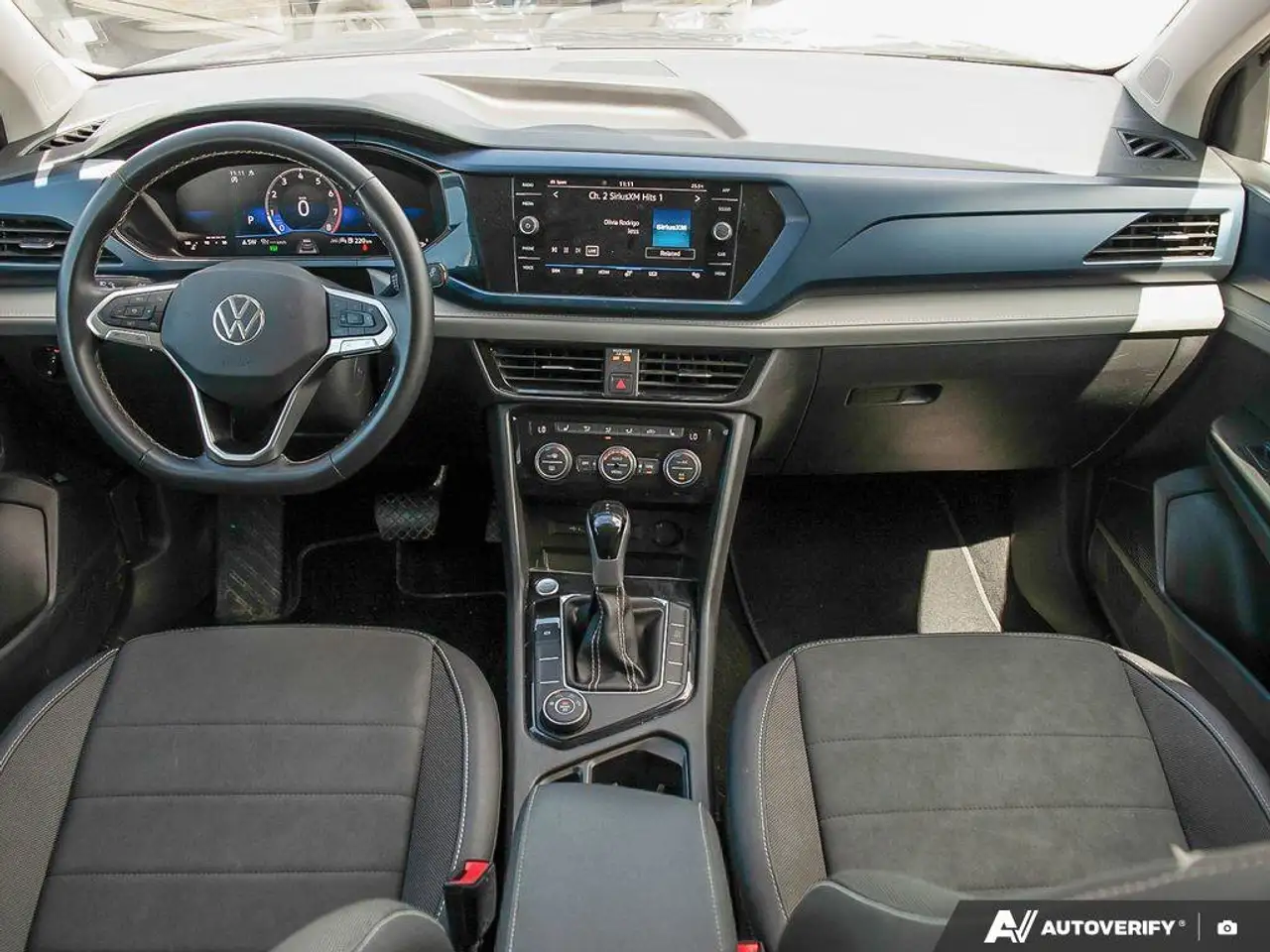 Volkswagen Taos снимка Volkswagen Taos