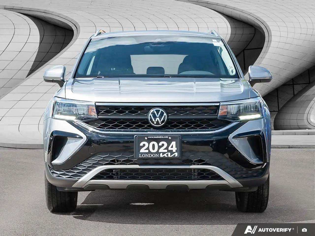 Volkswagen Taos снимка Volkswagen Taos
