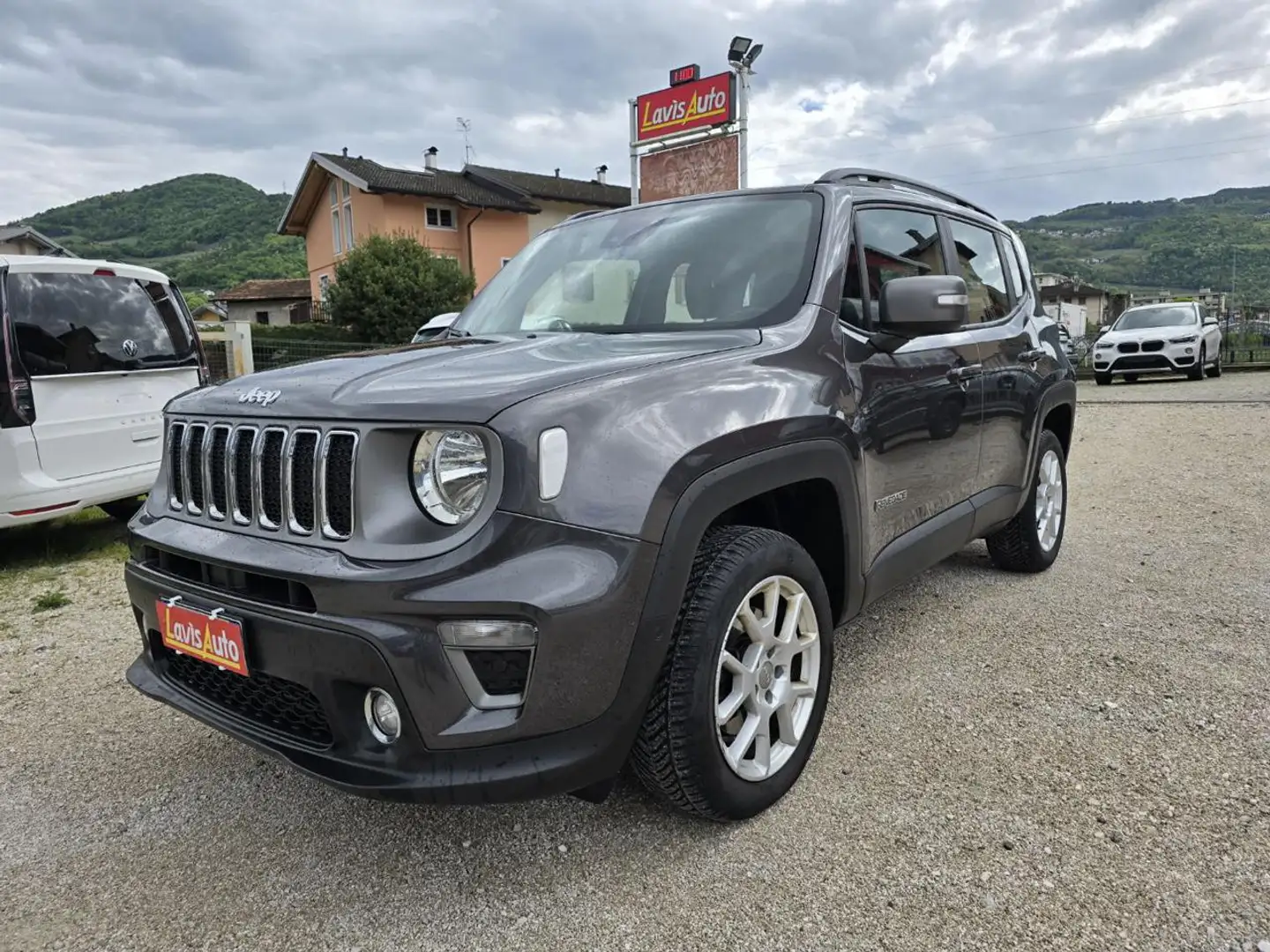 Jeep Renegade 2.0 Mjt 140CV 4WD Active Drive Limited Grijs - 2