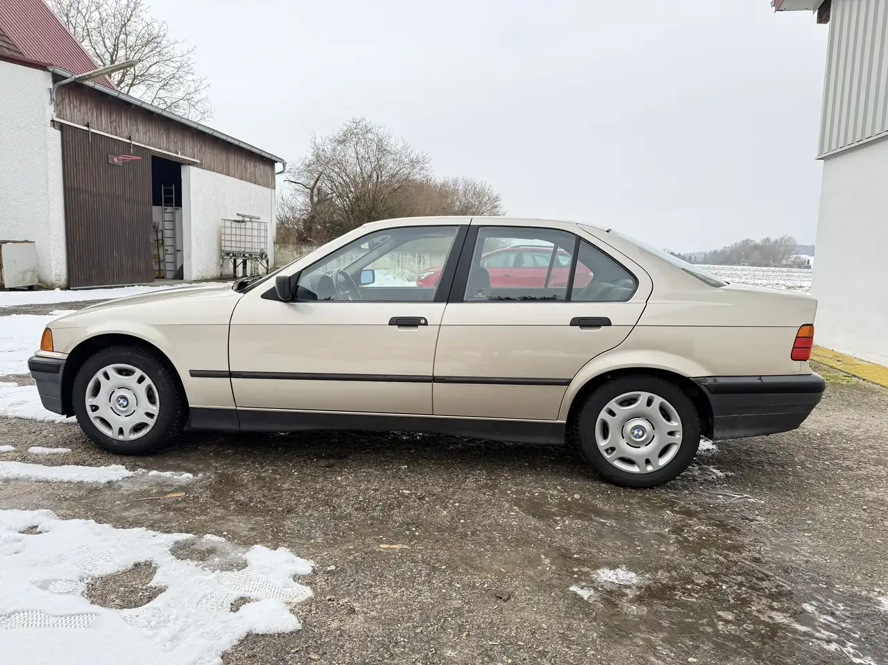 BMW 316 i mit H-Zulassung Oldtimer Gutachten TÜV 02/2028, foto 4