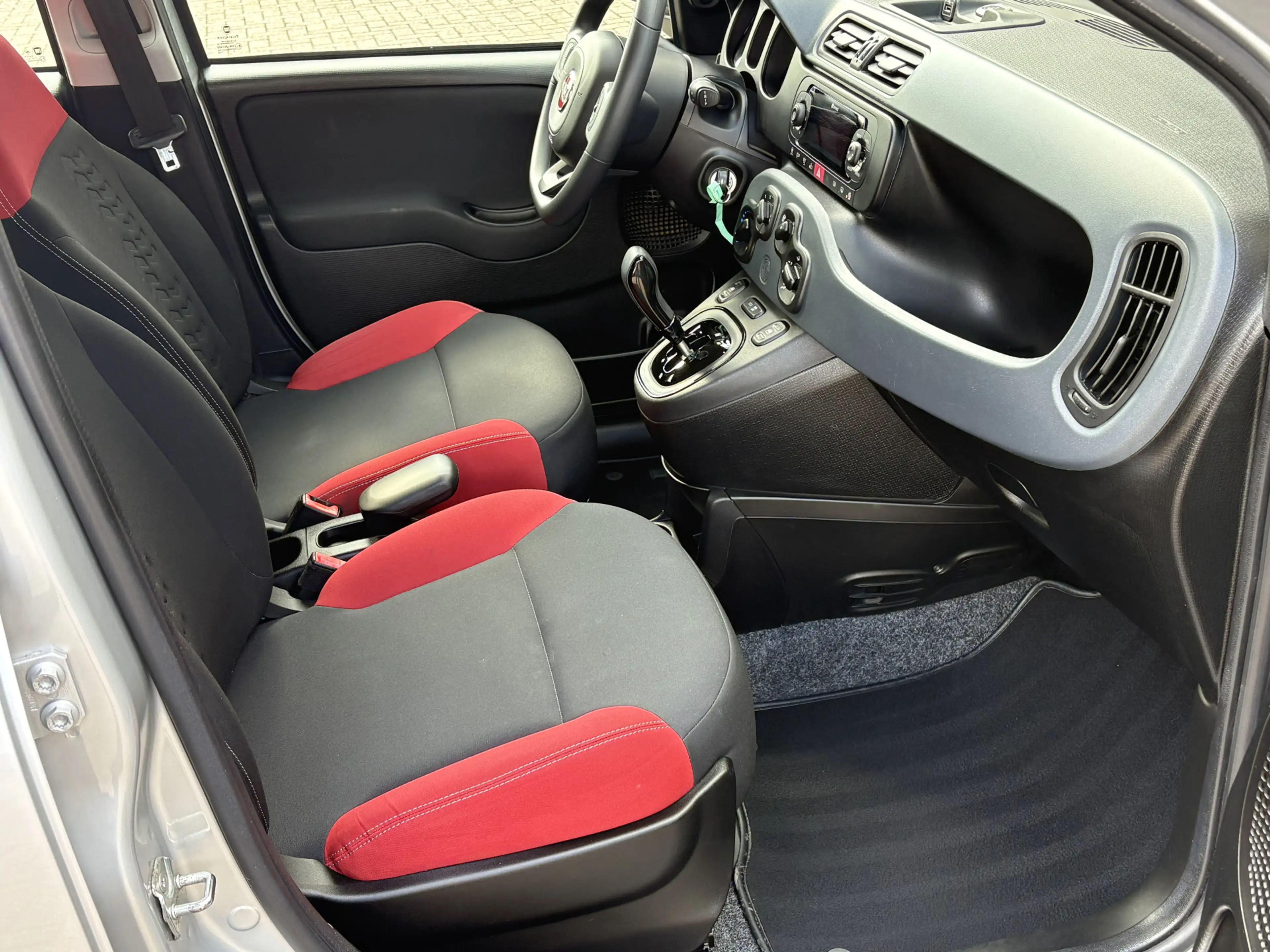 Fiat Panda 0.9 TwinAir Popstar Automaat | Airco | Uconnect | — photo 21