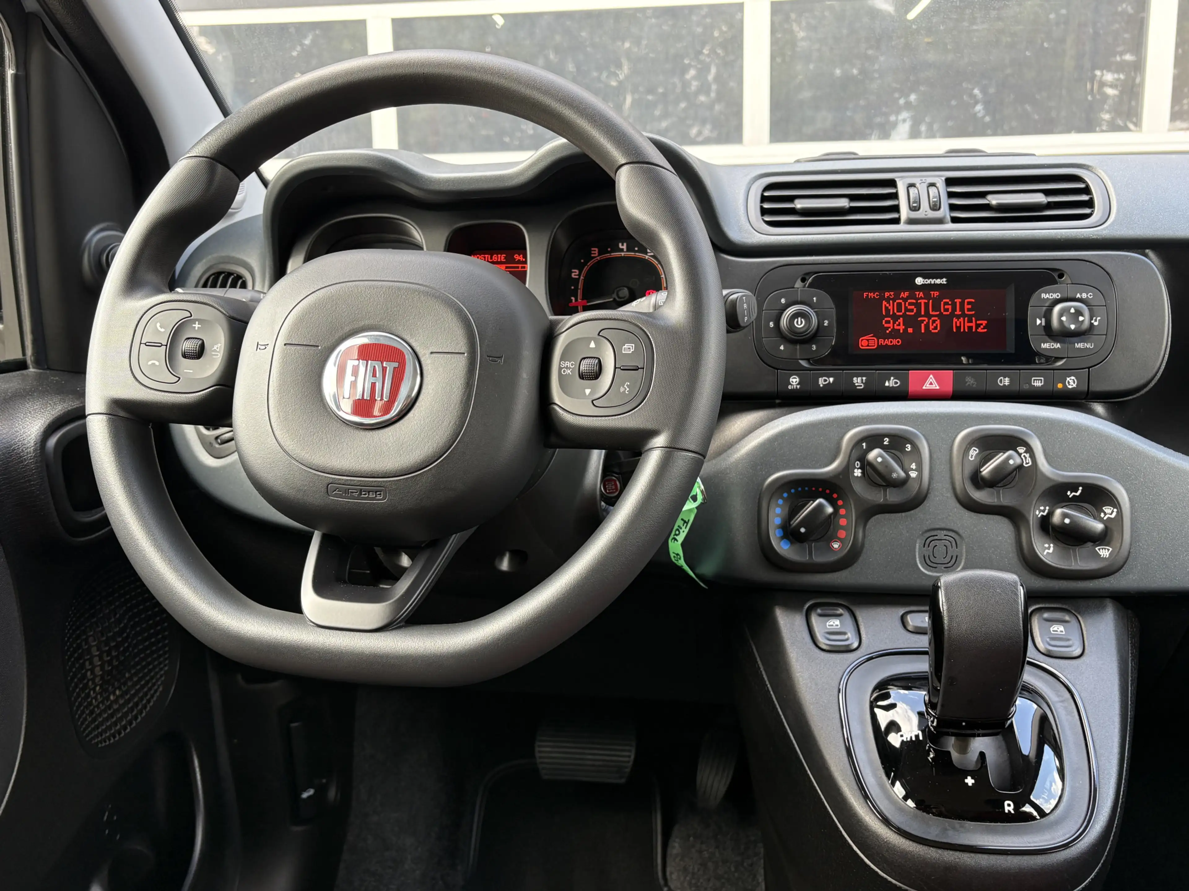 Fiat Panda 0.9 TwinAir Popstar Automaat | Airco | Uconnect | — photo 18