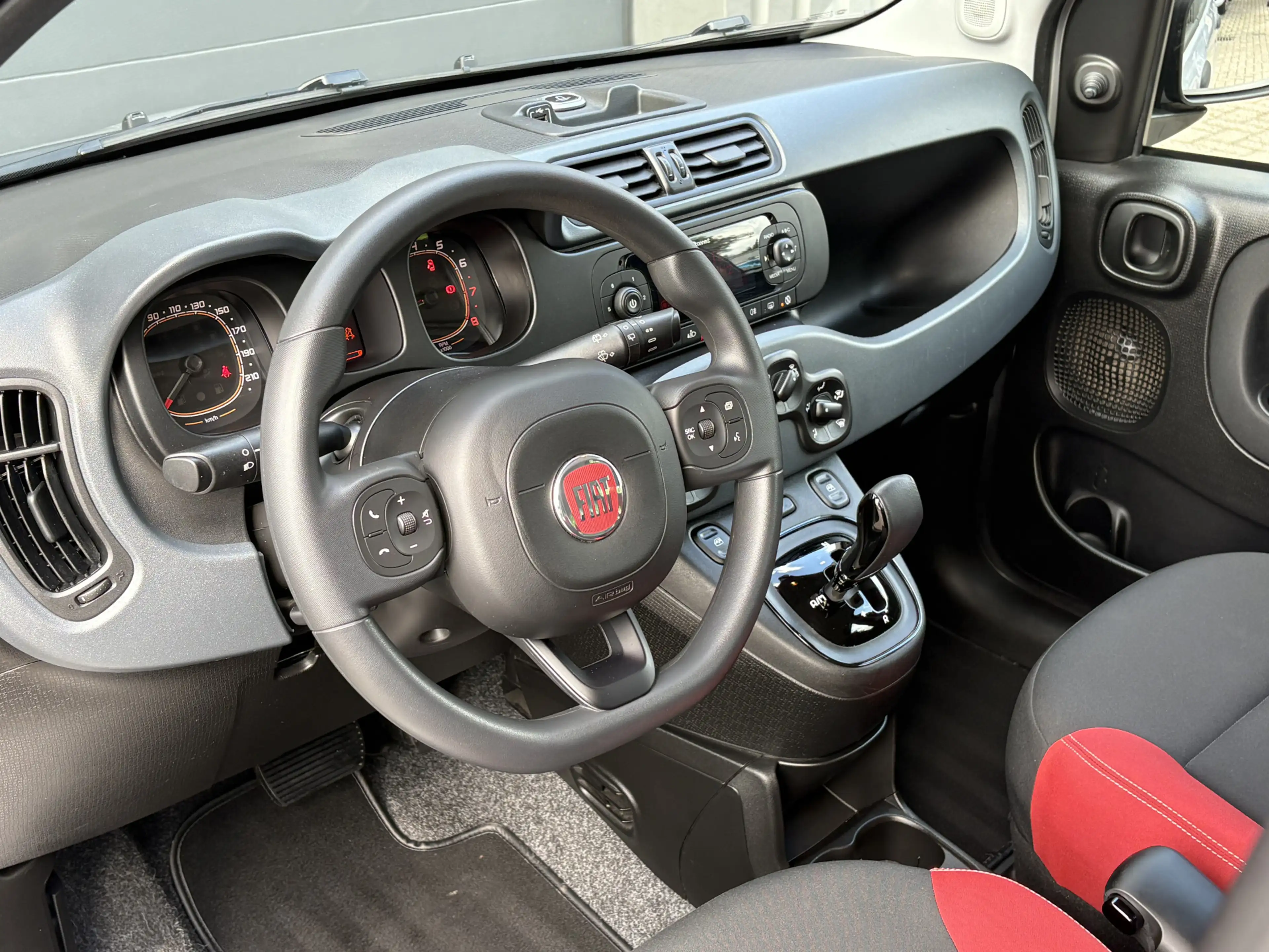 Fiat Panda 0.9 TwinAir Popstar Automaat | Airco | Uconnect | — photo 12