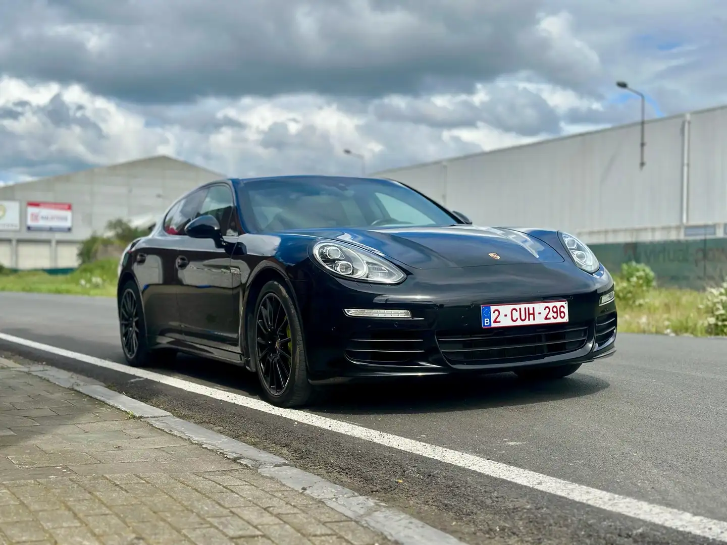 Porsche Panamera S E-Hybrid - 1