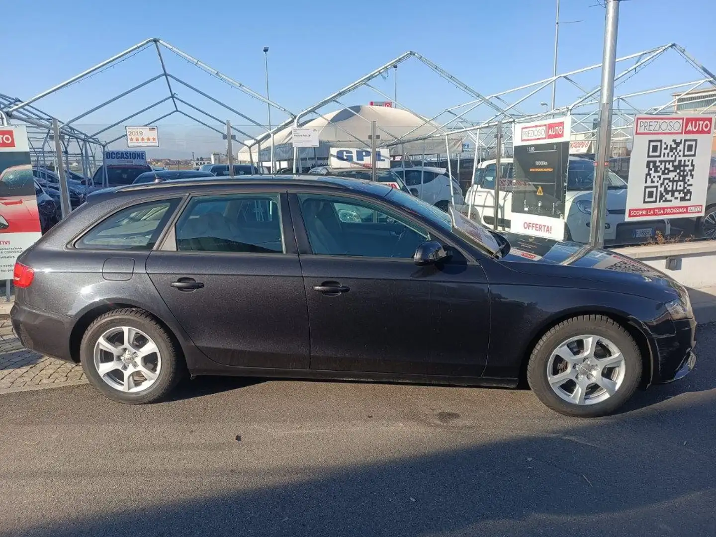 Audi A4 Avant 2.0 TDI 143CV F.AP. multitronic Advanced Grigio - 2