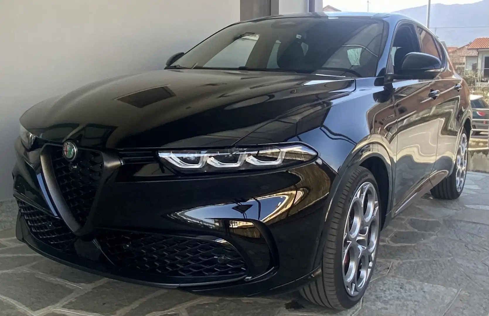Alfa Romeo Tonale 1.6 diesel 130 CV TCT6 Veloce *Super Promo Negru - 1