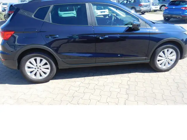 Seat Arona view 2