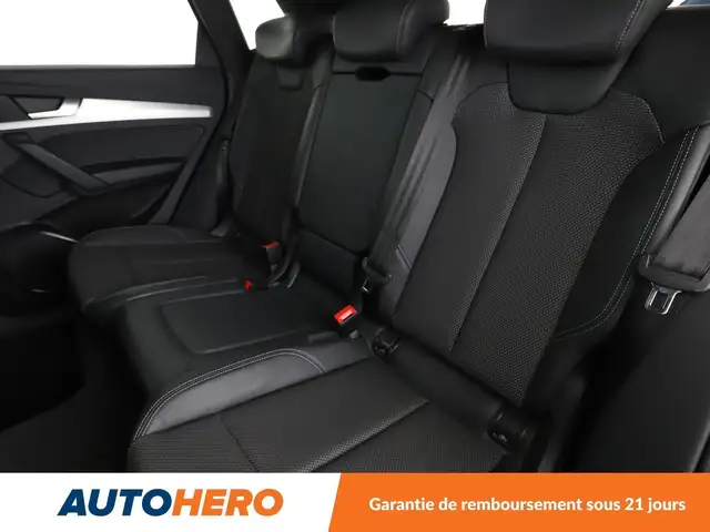 Audi Q5 view 14