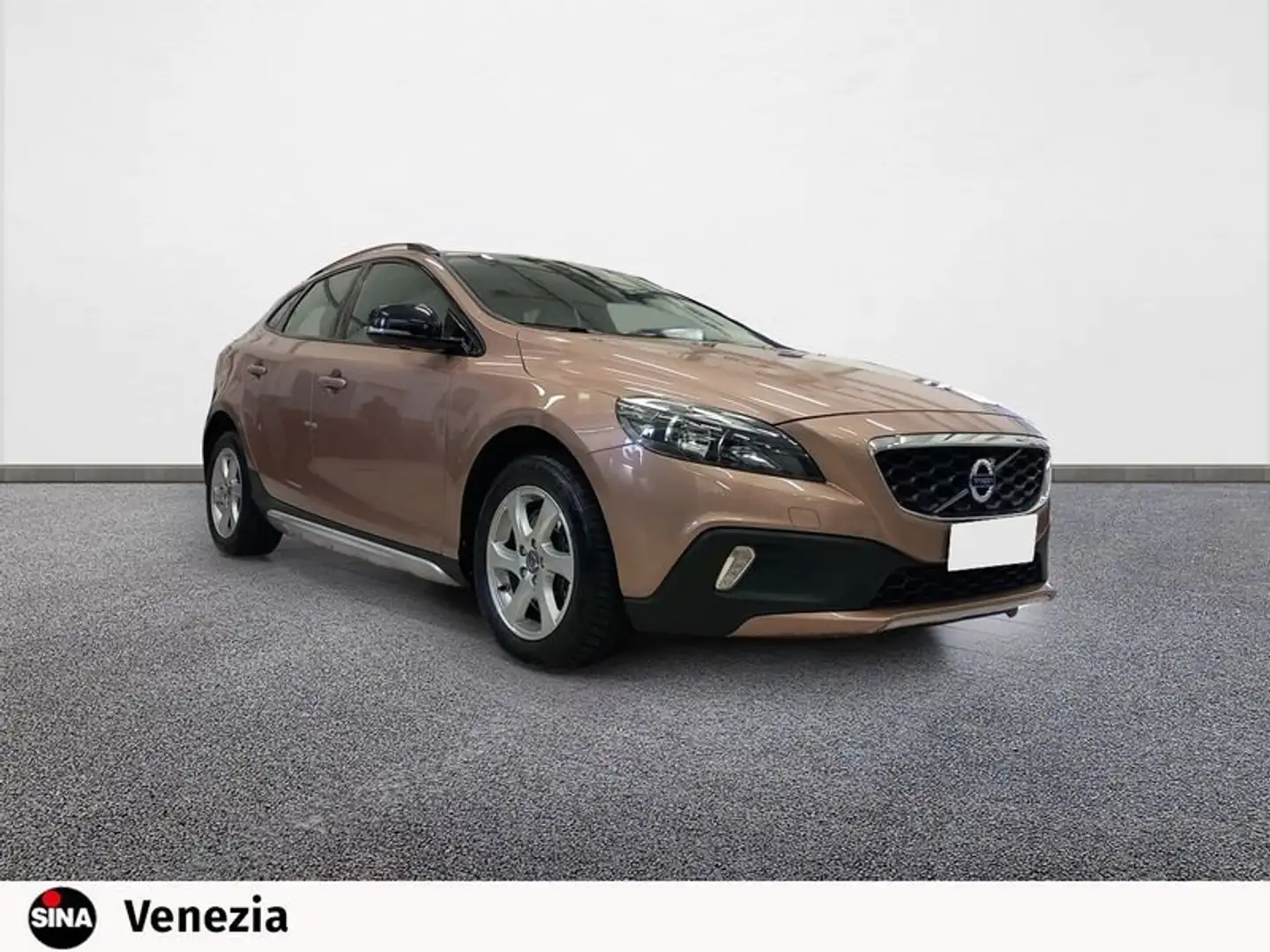 Volvo V40 Cross Country V40 Cross Country D3 Geartronic Momentum #Extrasc Bronce - 2