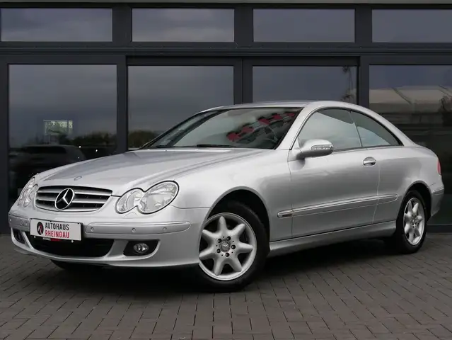 Mercedes-Benz CLK 200 K Elegance TEMP.! PDC! LEDER!
