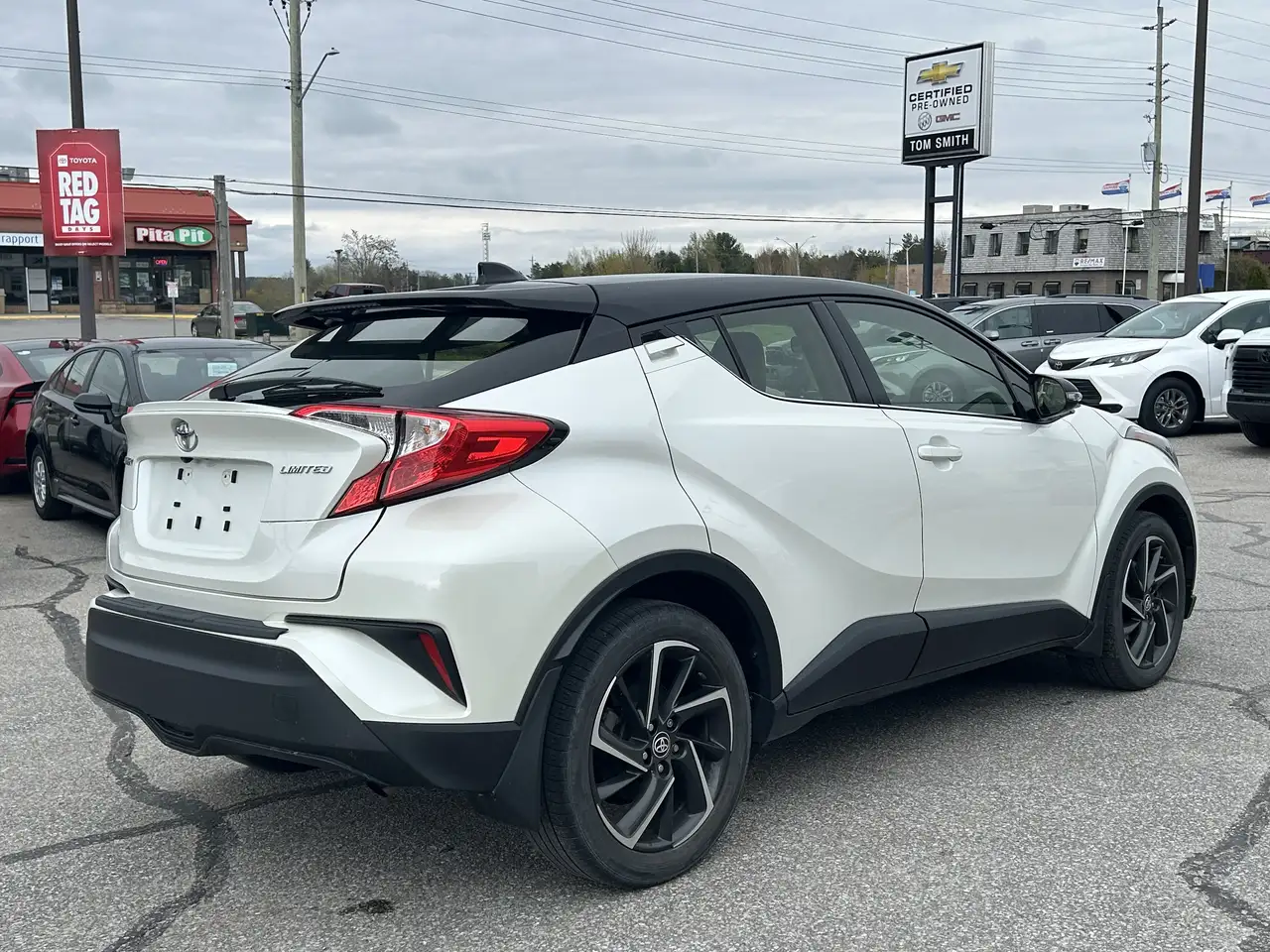 Toyota C-HR снимка Toyota C-HR