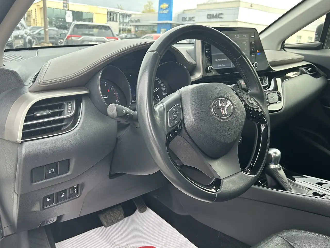 Toyota C-HR снимка Toyota C-HR
