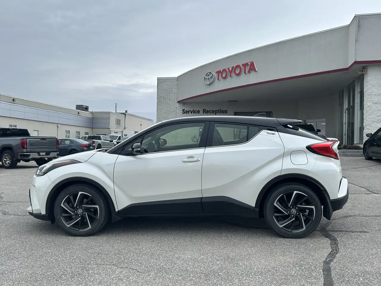 Toyota C-HR снимка Toyota C-HR