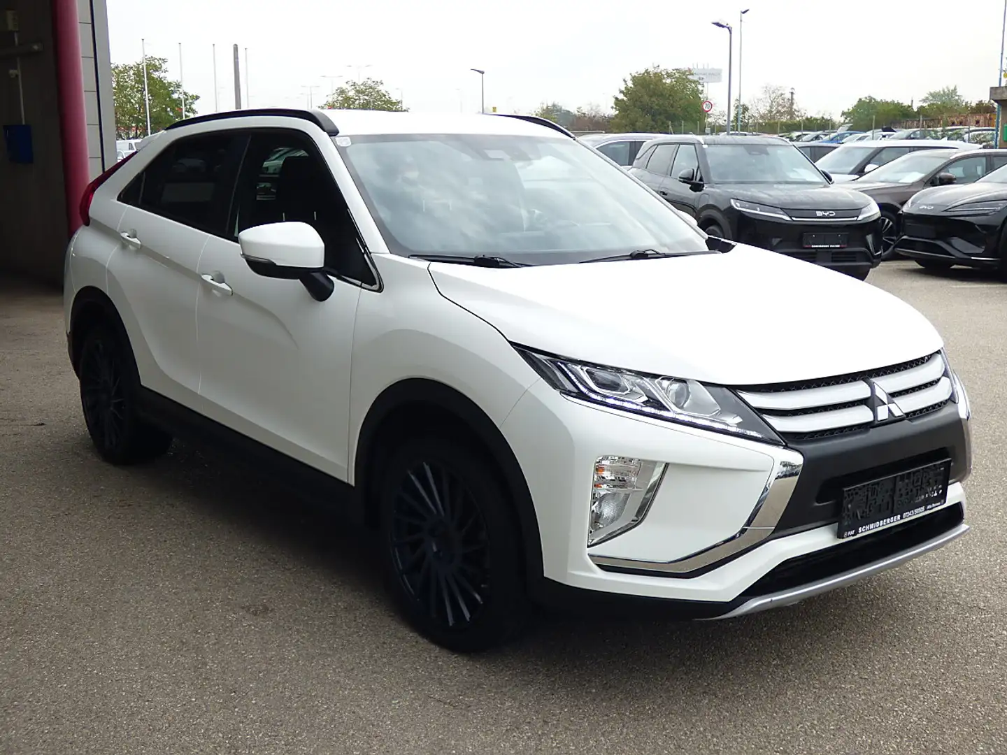 Mitsubishi Eclipse Cross 1,5 TC 2WD Intense Weiß - 2