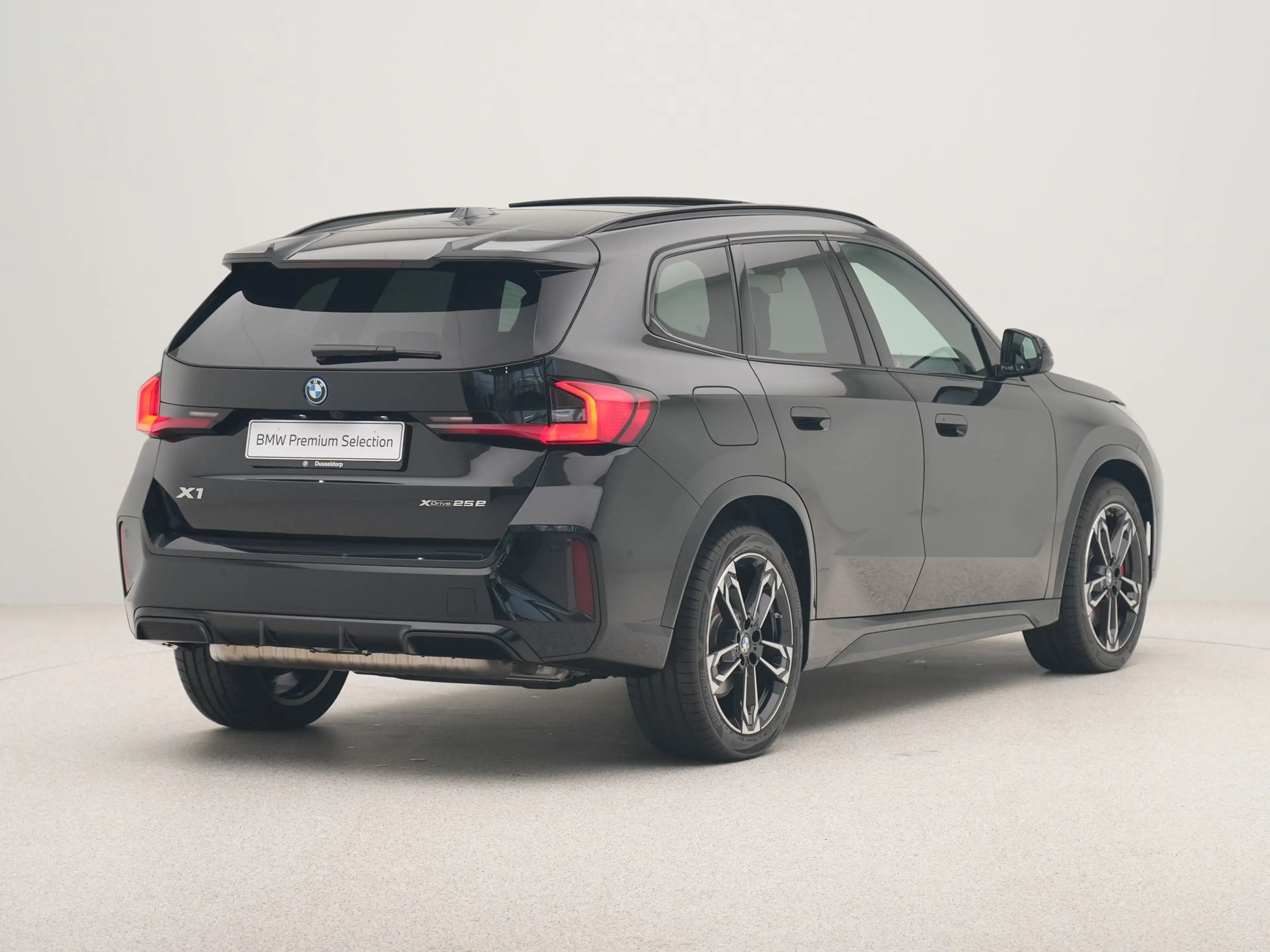 BMW X1 xDrive25e M-Sport Pro | SoH 100% — photo 9