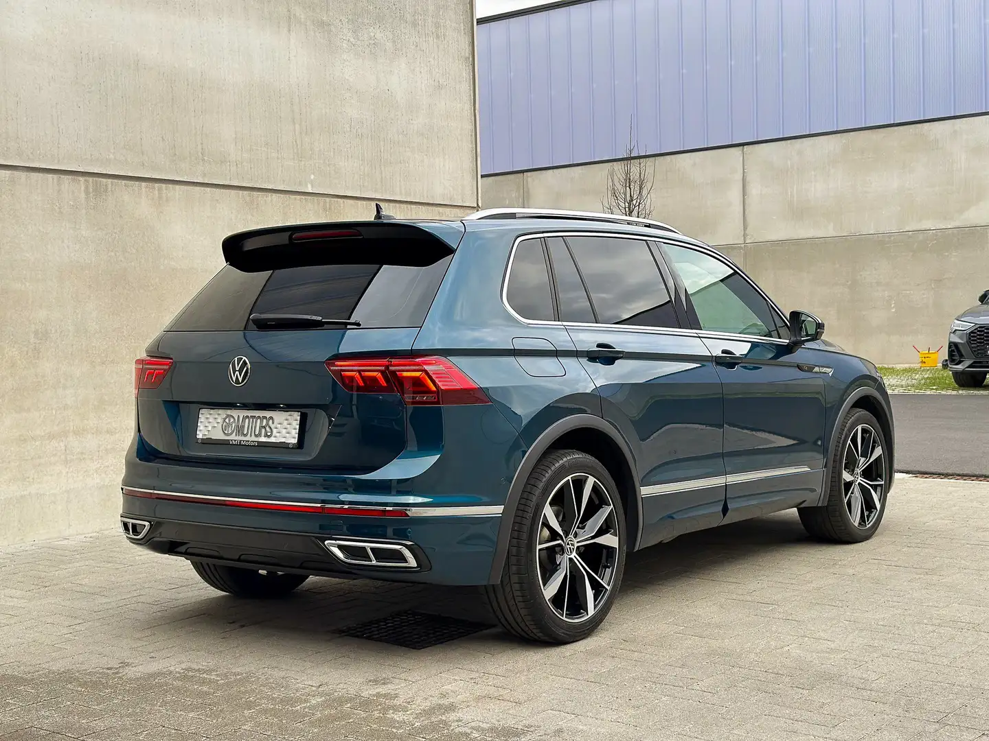 Volkswagen Tiguan 1.5 TSI R-Line DSG*PANO*PRO*IQ LIGHTS Blue - 1