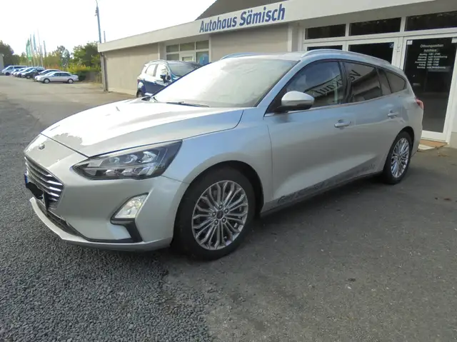 Ford Focus Titanium, 2,0Diesel, Navi, LED Scheinwerfer, Winter Paket,