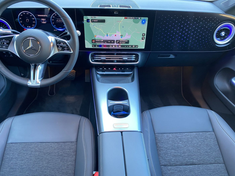 Mercedes-Benz CLA 250 + mit EQ Technologie Shz Mbeam Ambi SHD — photo 11