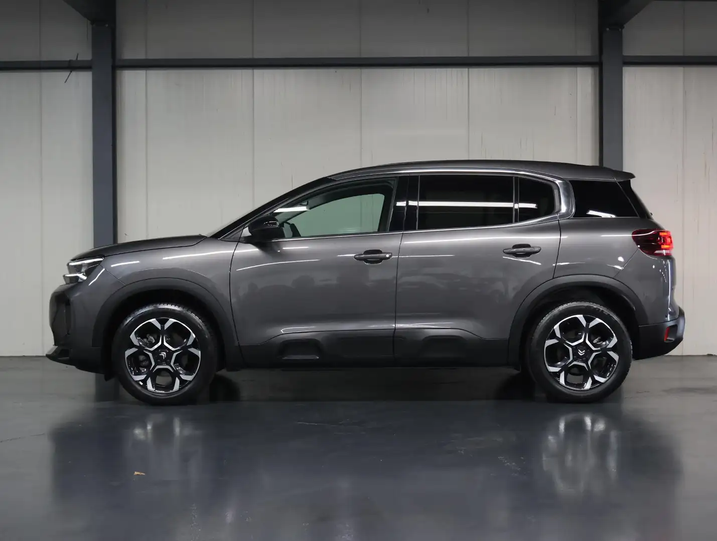Citroen C5 Aircross 1.2 130PK Plus | AppleCarPlay/AndroidAuto | Cruise Grijs - 2