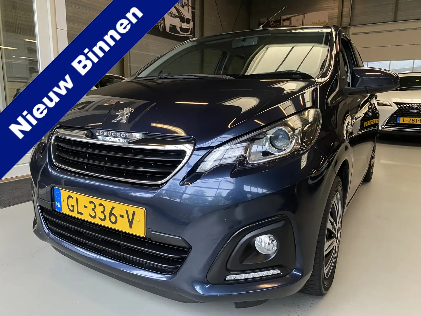Peugeot 108 1.0 e-VTi Active Airco, 5-Drs, Bluetooth Blau - 1