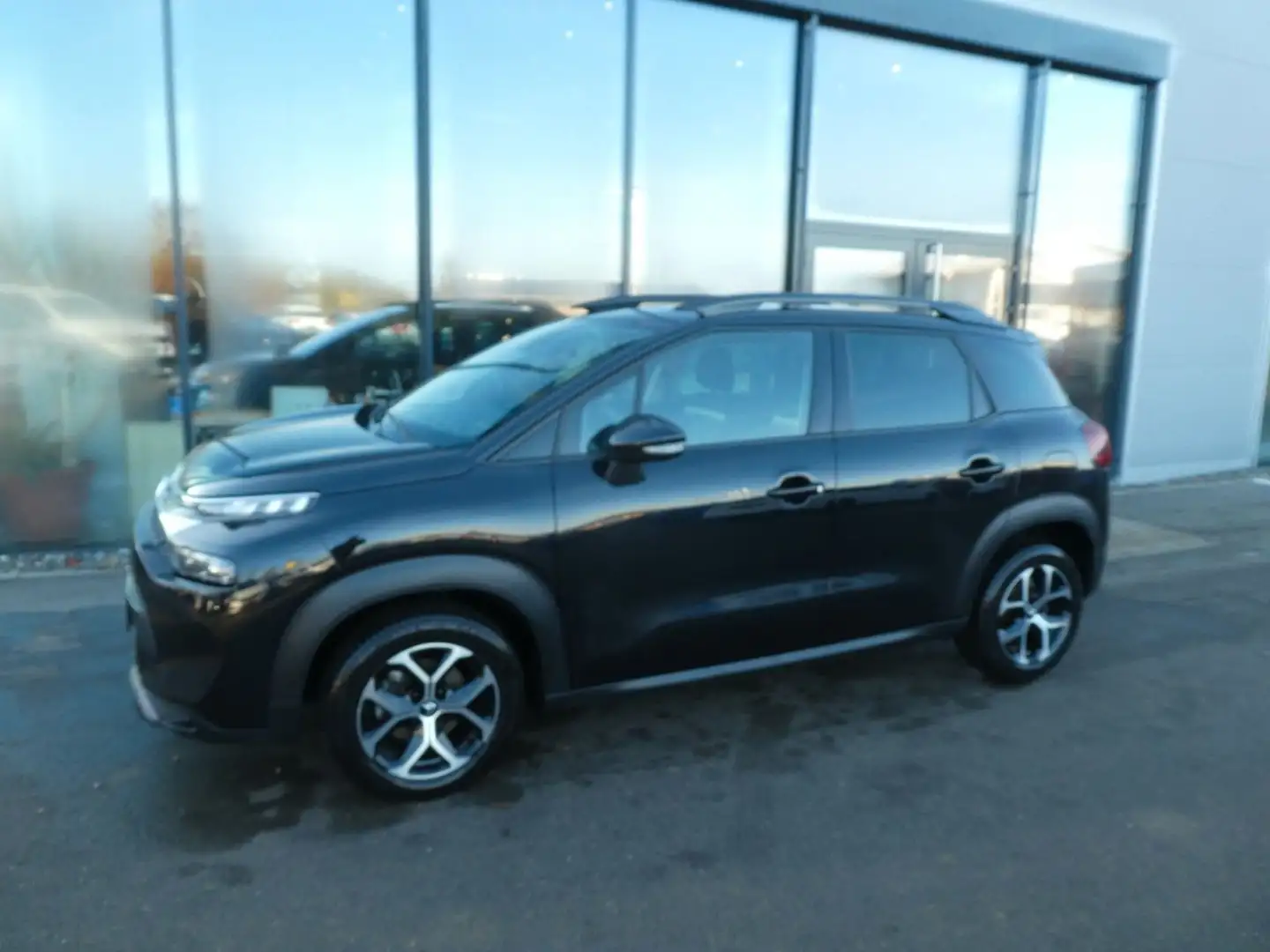 Citroen C3 Aircross Plus, Klima, Navi, PDC, LMF Schwarz - 2