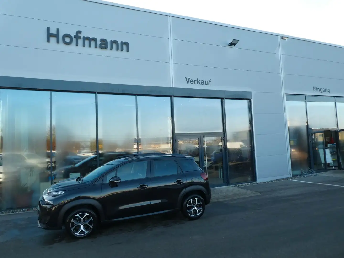 Citroen C3 Aircross Plus, Klima, Navi, PDC, LMF Schwarz - 1