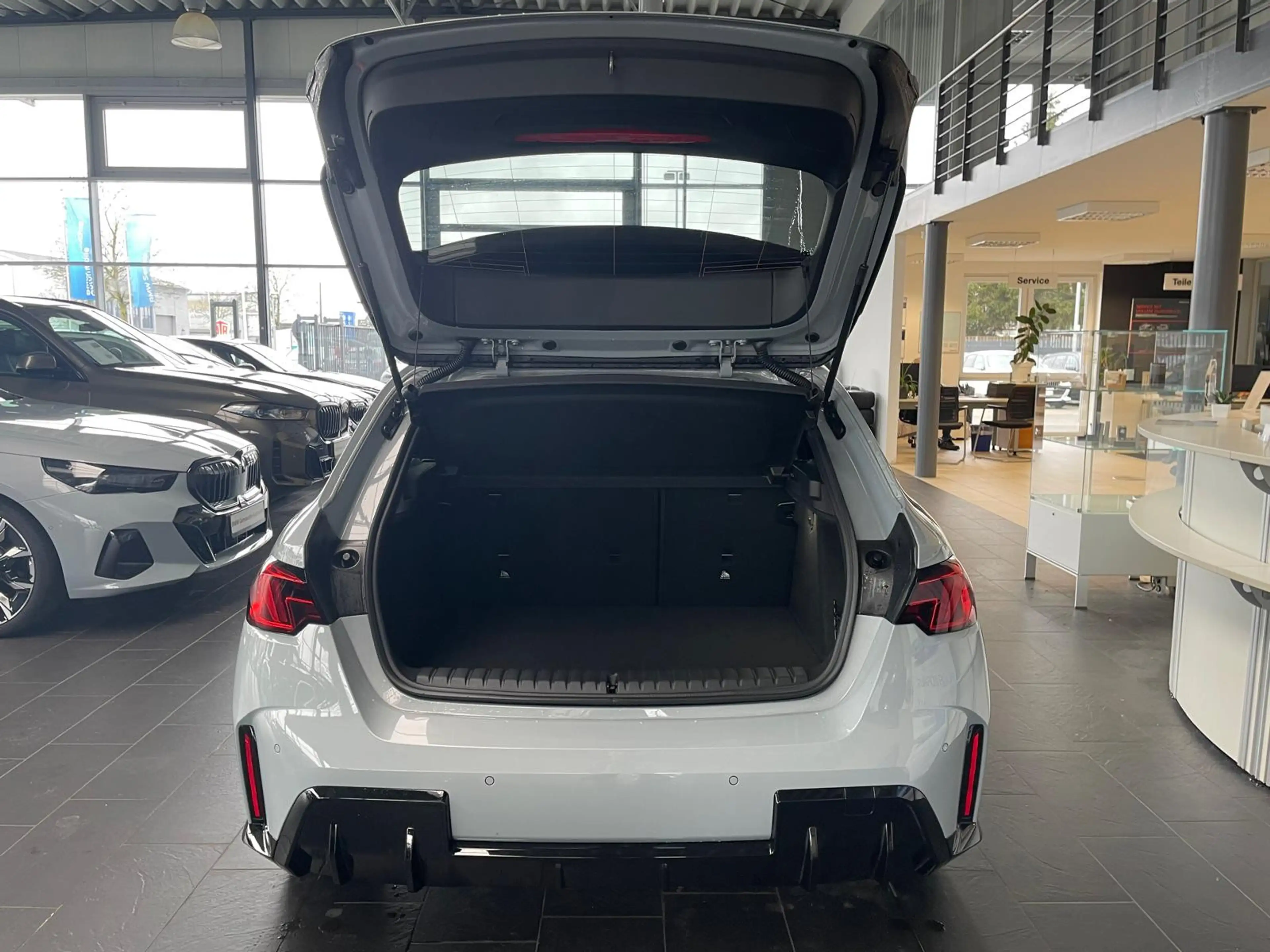 BMW 120 i M Sport Dr.As+/19" — photo 7