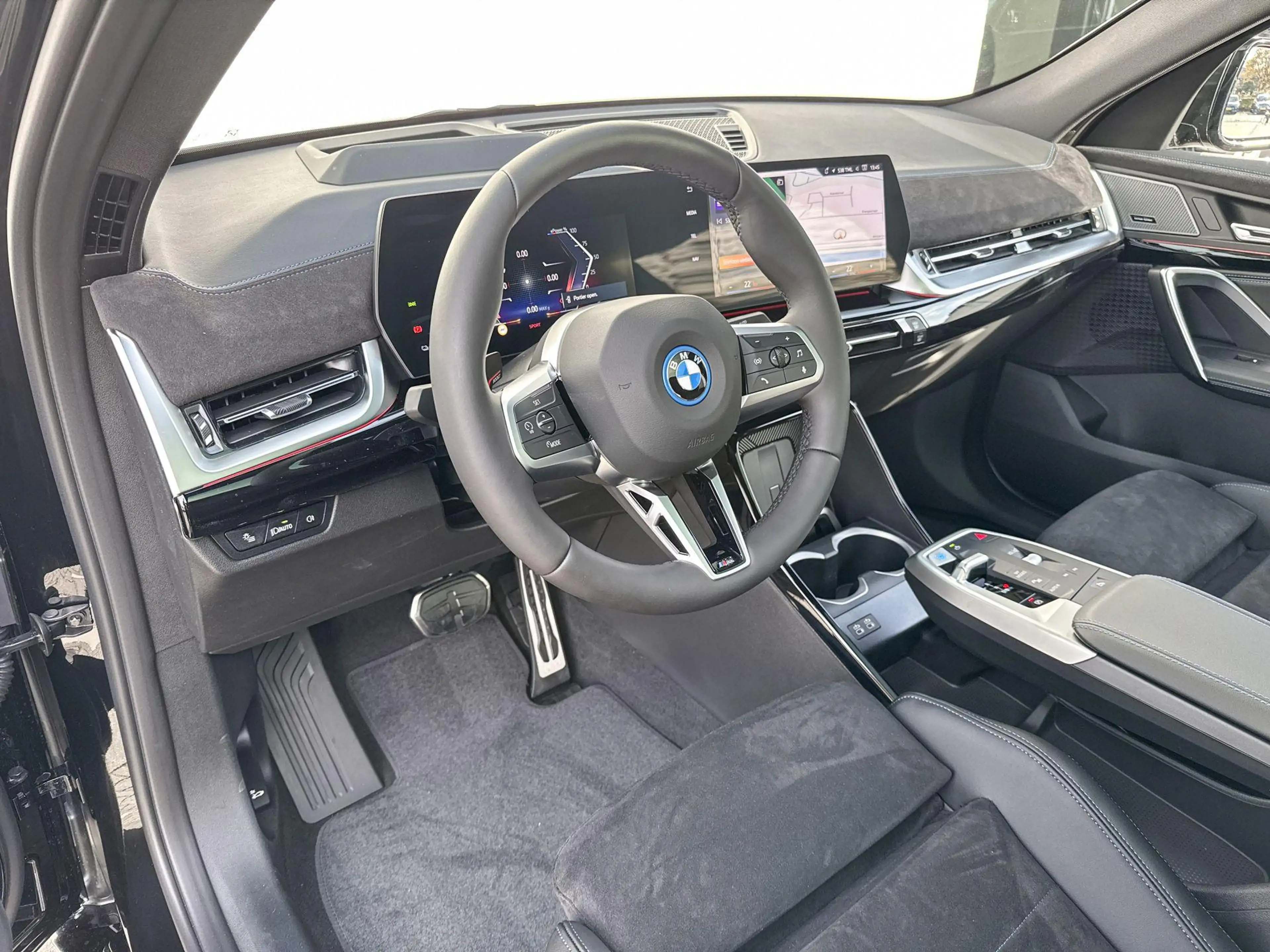 BMW iX2 xDrive30 M Sport Edition | M Sport Pro | Premium P — photo 5