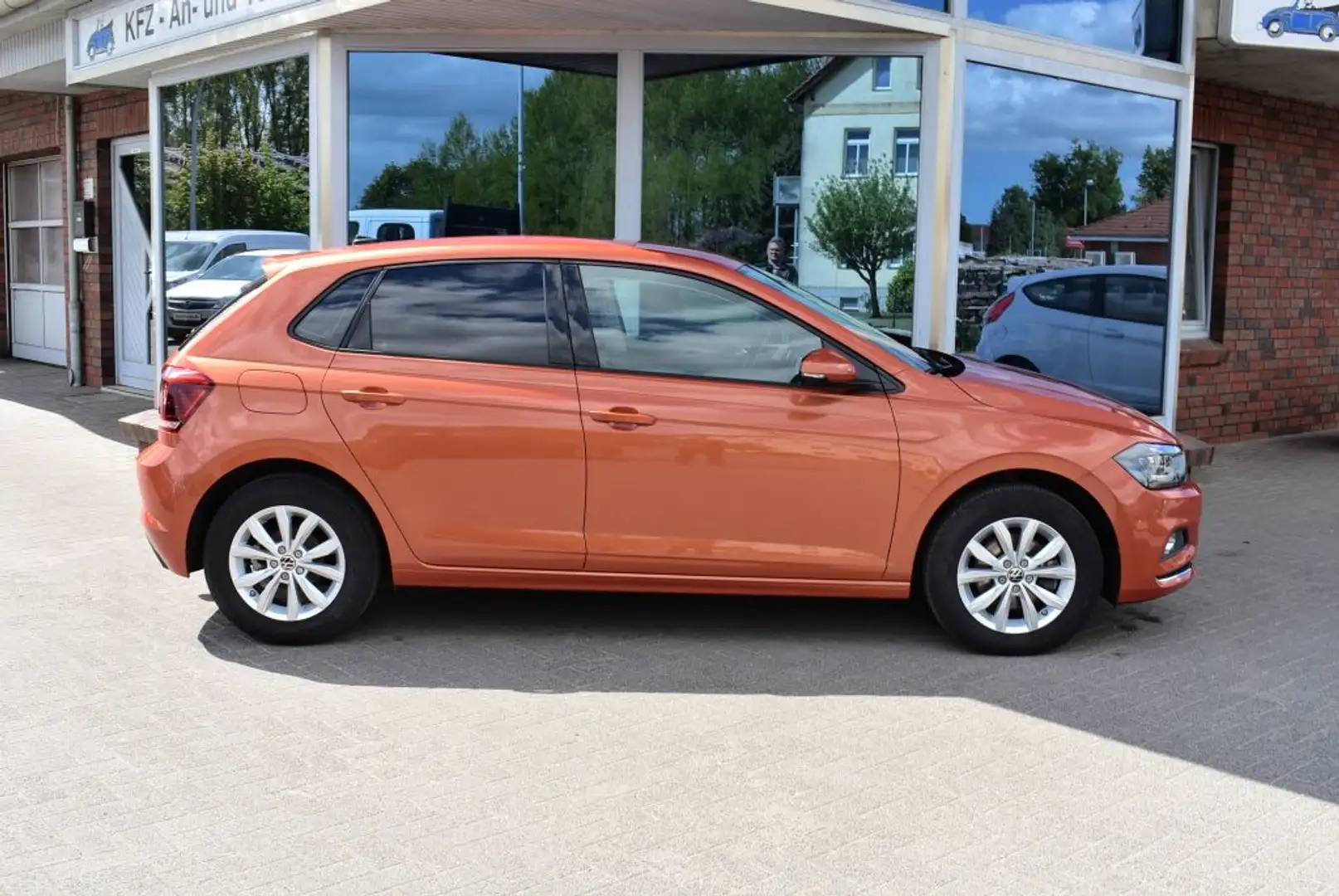 Volkswagen Polo 1.0 TSI OPF Highline LED-Scheinwerfer Klima Sitzhe Orange - 2