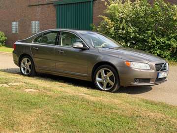 Volvo S80 V8 AWD | Sitzbelüftung | Four-C | ACC | Dynaudio | LPG | Keyless
