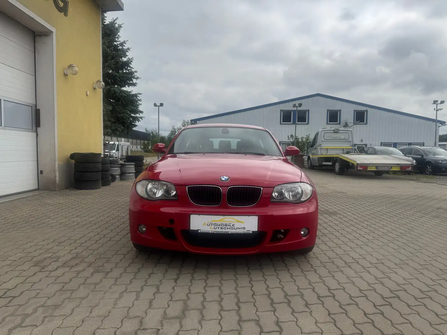 BMW 116 116i Advantage M- Paket Bitte nur Tel Vereinbarung Rot - 1