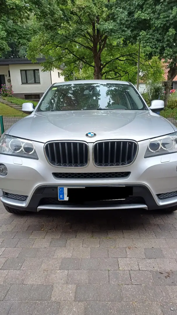 BMW X3 X3 xDrive20d Aut. voor EXPORT Zilver - 1