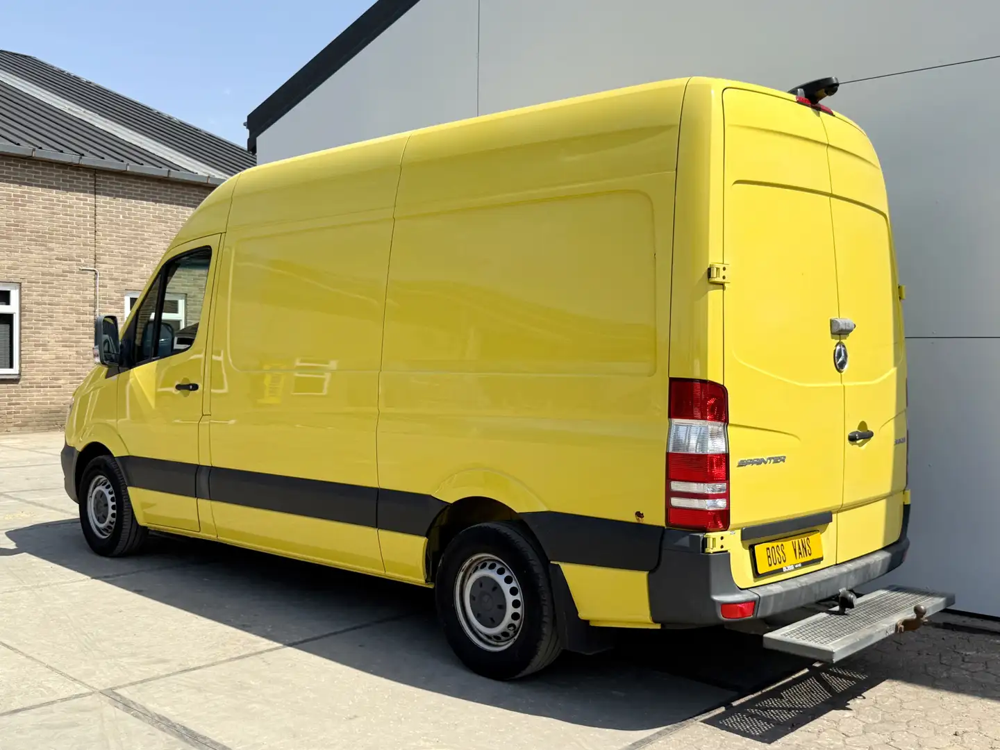 Mercedes-Benz Sprinter 319 3.0 CDI V6 V6 Automaat L2H2 Climate Control Cr Geel - 2