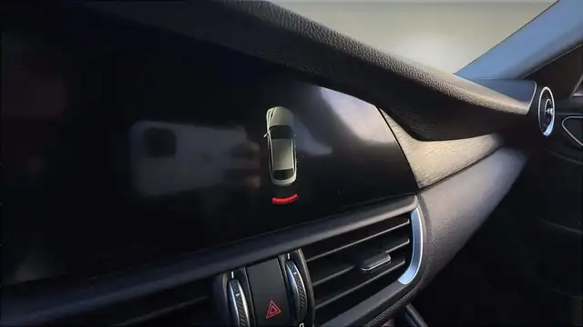 Alfa Romeo Giulia view 13