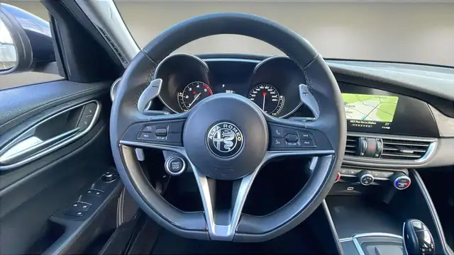 Alfa Romeo Giulia view 15