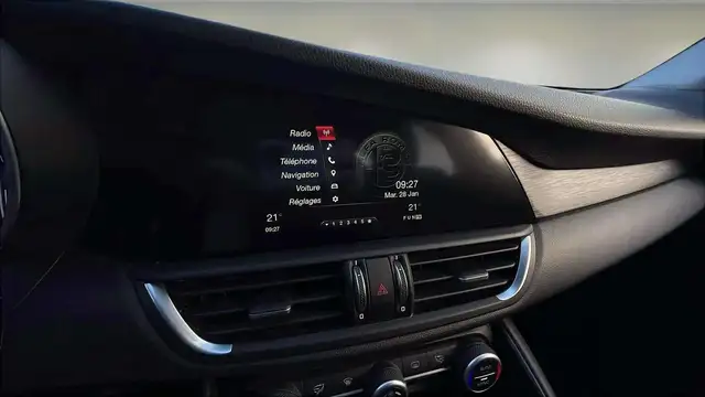 Alfa Romeo Giulia view 12