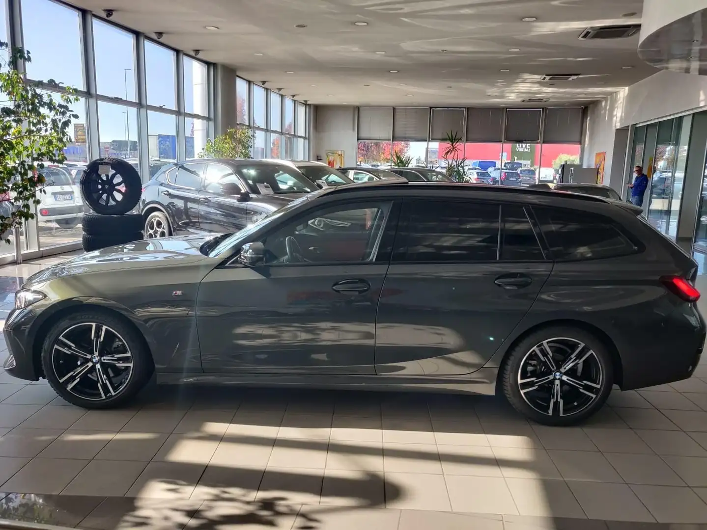 BMW 320 TEL 3483761469 Touring 320d48V MSport auto - 1