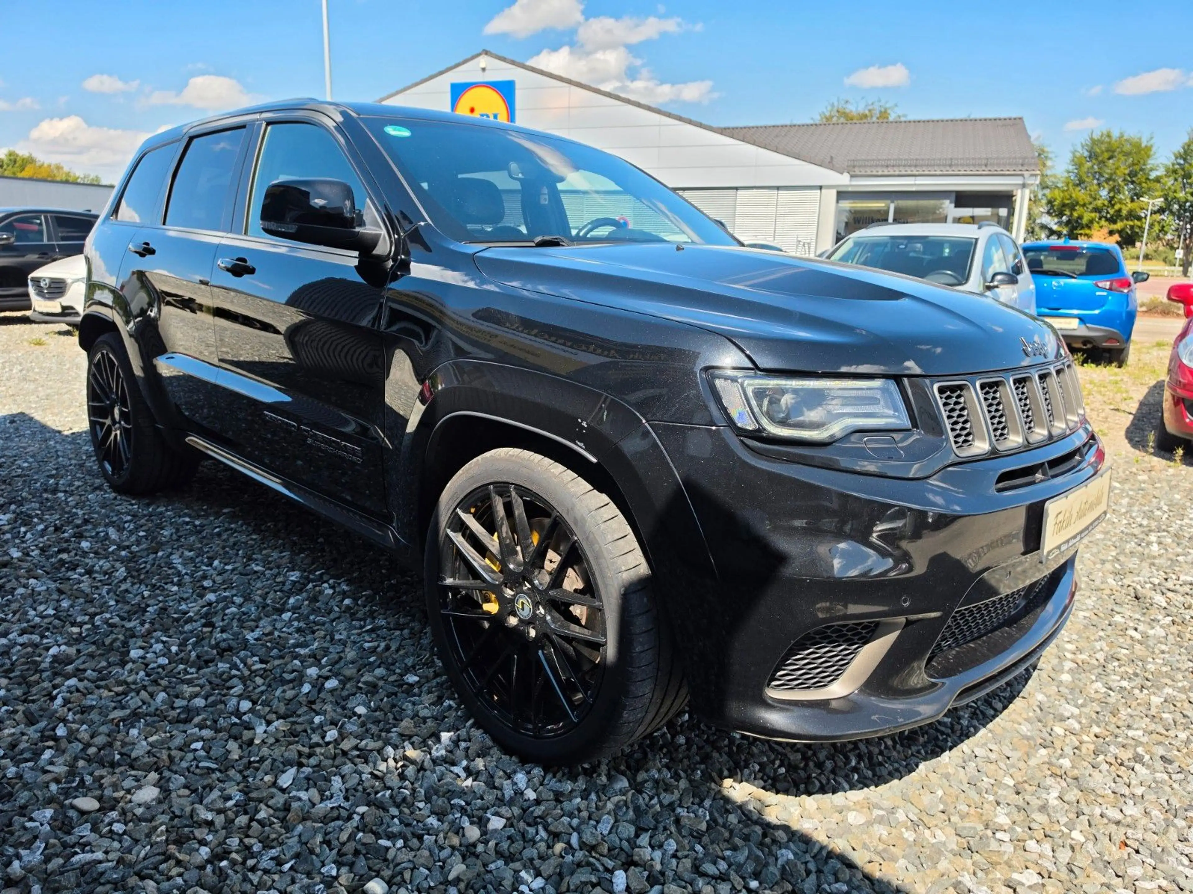 Jeep Grand Cherokee 6.2 V8Trackhawk AHK Panorama 850PS — photo 3